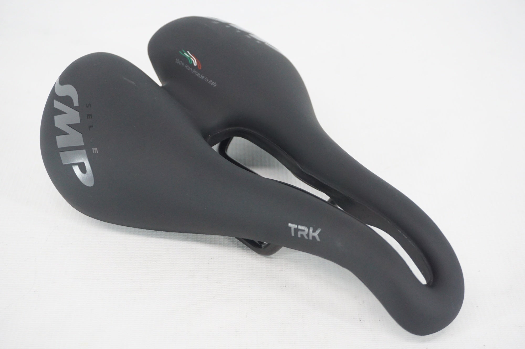 SELLE SMP 「セラエスエムピー」 LARGE サドル / 阪急塚口店