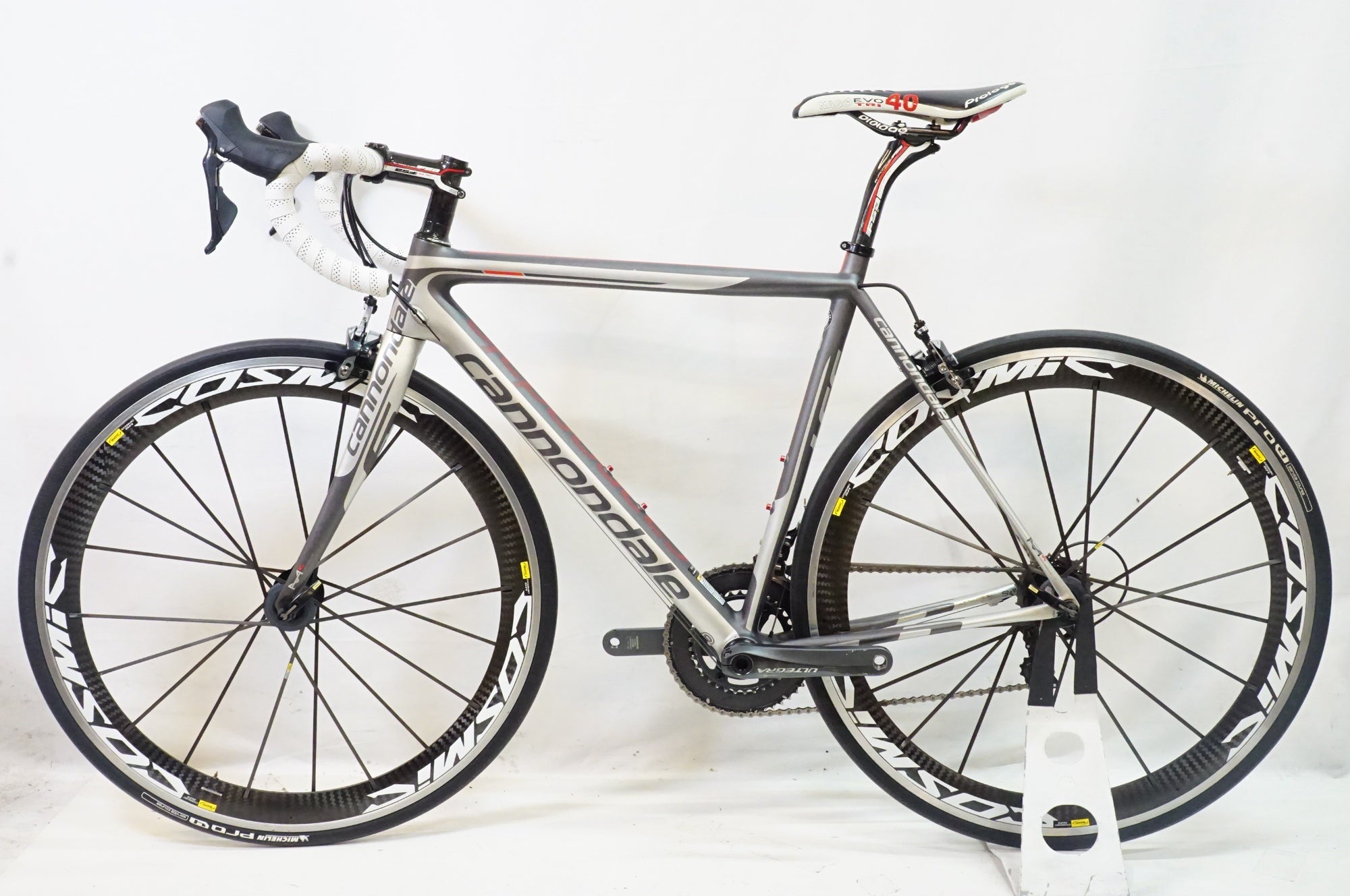 美品 キャノンデール supersix evo hi-mod 2014 54 CANNONDALE 「キャノンデール」 SUPERSIX EVO HI-MOD 2014年