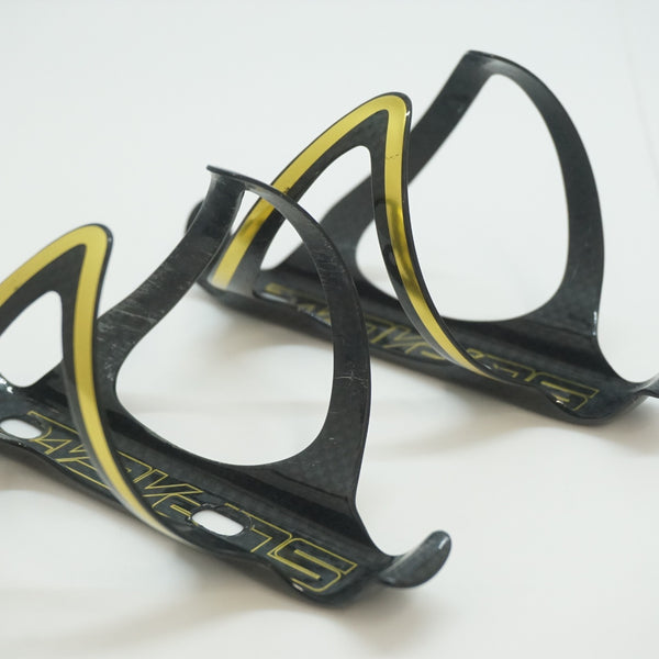 SUPACAZ 「スパカズ」 FLY CAGE CARBON ボトルケージセット