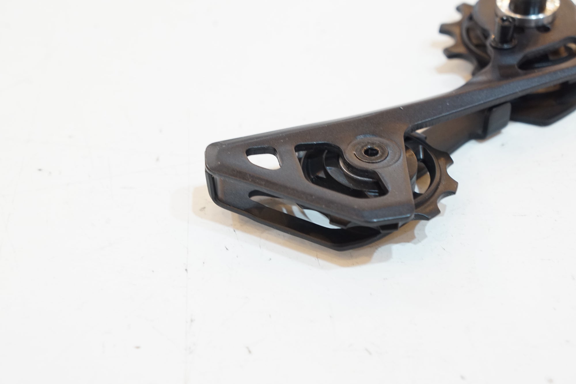 シマノ ULTEGRA RD-R8000 ビックプーリー 純正プーリーも付属 シマノ ULTEGRA RD-R8000 ビックプーリー 純正プーリーも付属