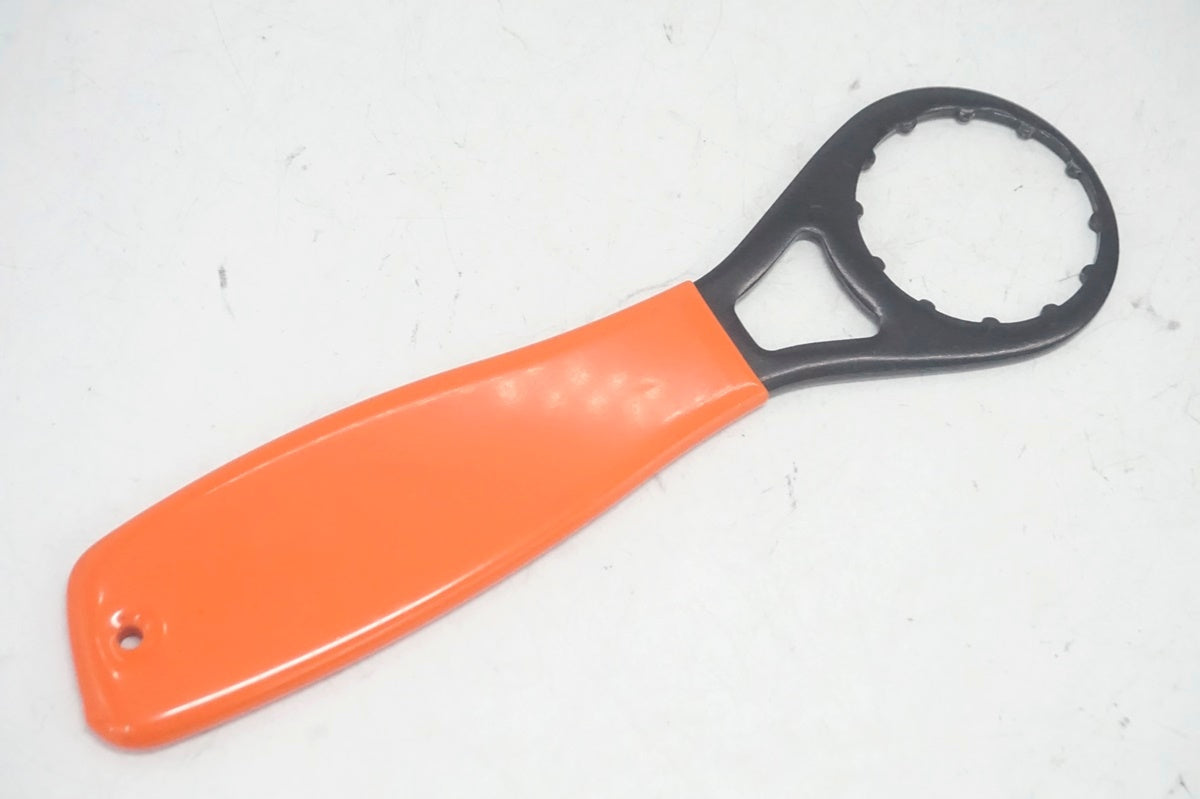 PRAXIS WORKS 「プラクシスワークス」 M30 TOOL BBツール / 大阪門真店