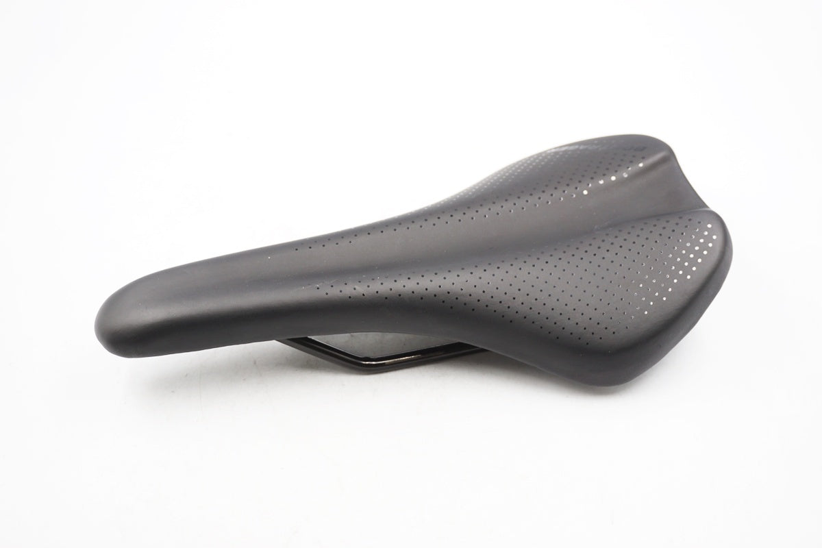 BONTRAGER 「ボントレガー」 ARVADA サドル / 奈良店