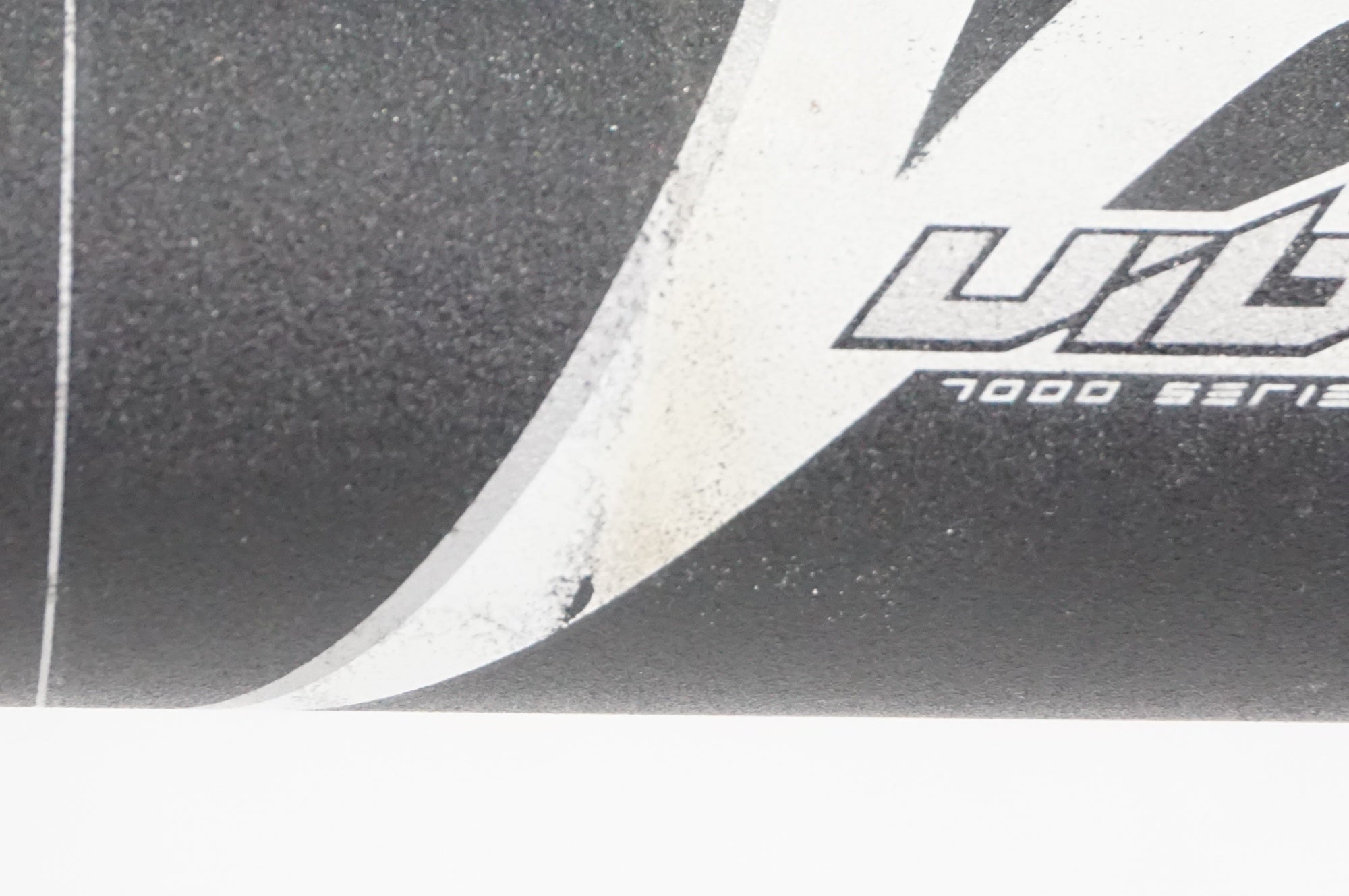 SHIMANO 「シマノ」 PRO VIBE 7S φ31.8 380mm ハンドル / AKIBA店