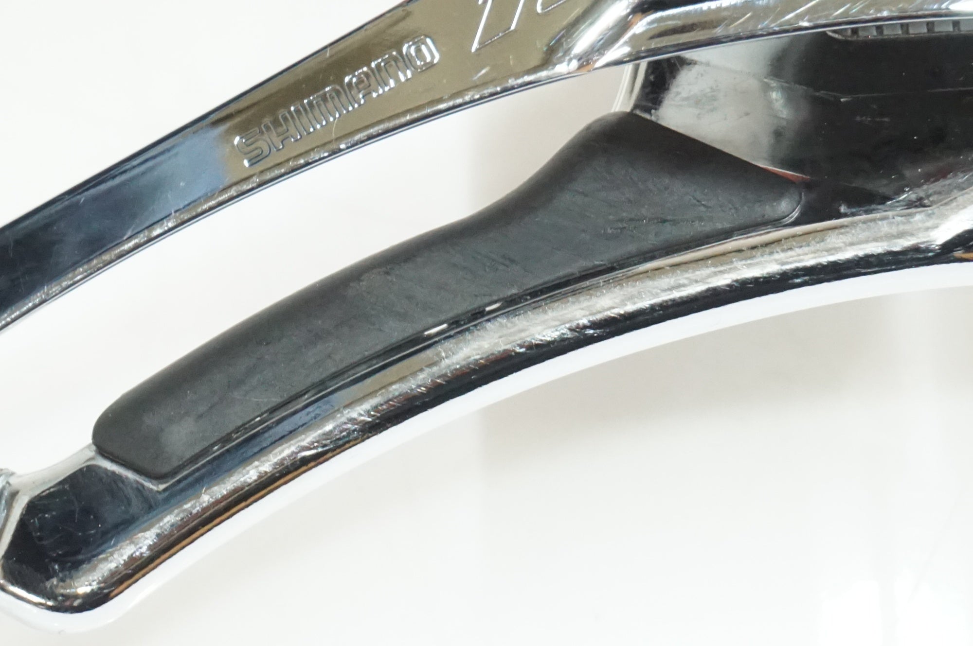 SHIMANO 「シマノ」 105 FD-R7000 直付け 95g フロントディレイラー / 大宮店