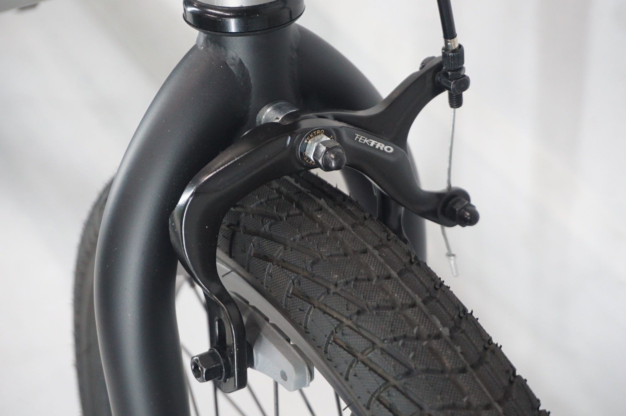 DURCUS ONE 「ダーカスワン」 MOTO 2023年モデル 20インチ BMX / 阪急塚口店