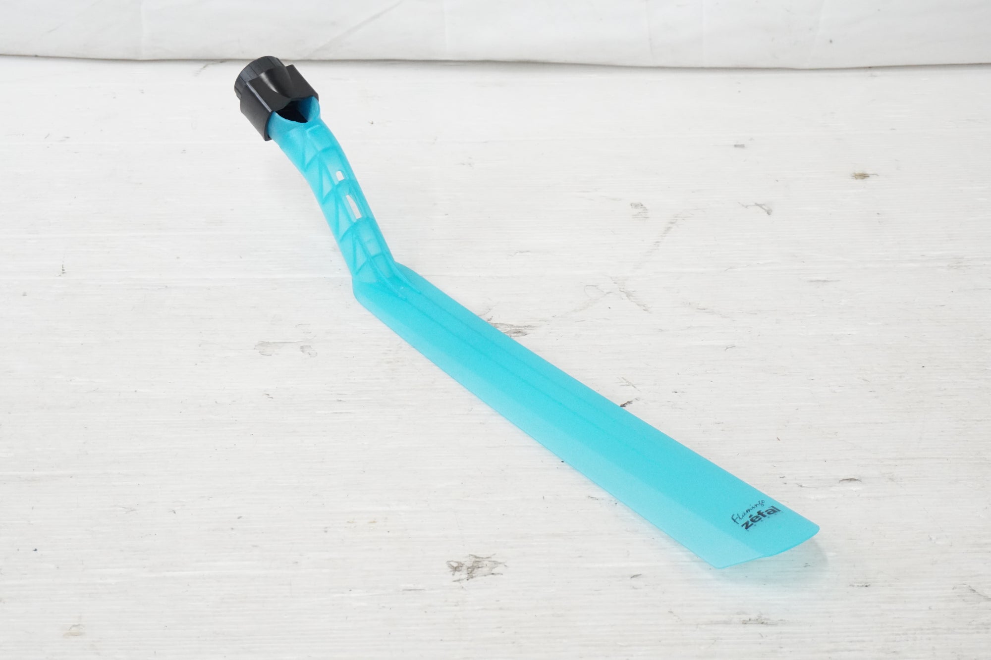 ZEFAL 「ゼファール」 FLAMINGO リアフェンダー / 奈良店