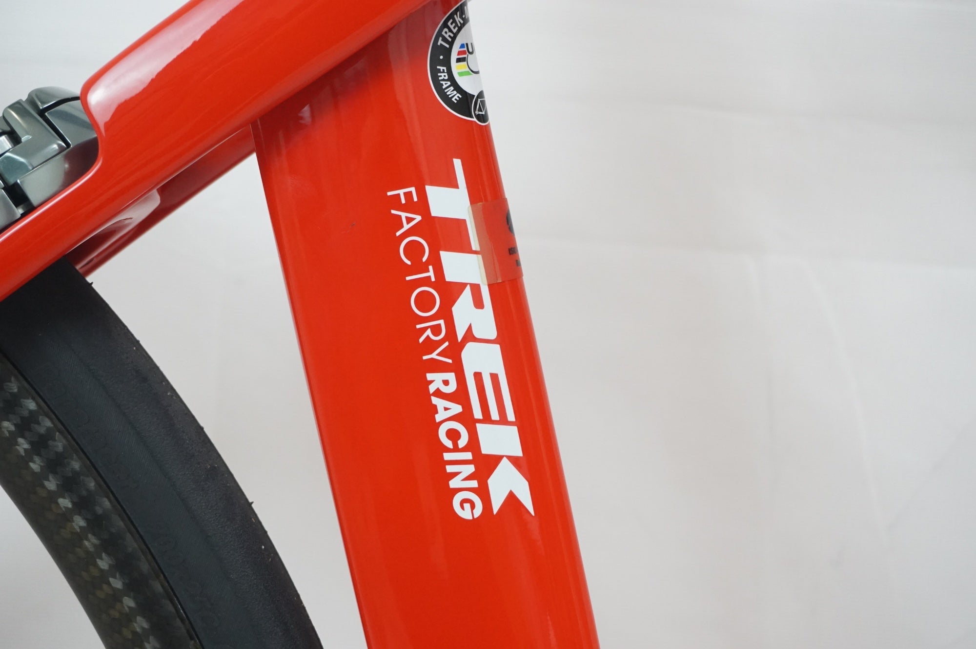 TREK Madone SL6 2019年代 2019 Trek Madone SL 6 – Specs, Comparisons, Reviews – 99 Spokes