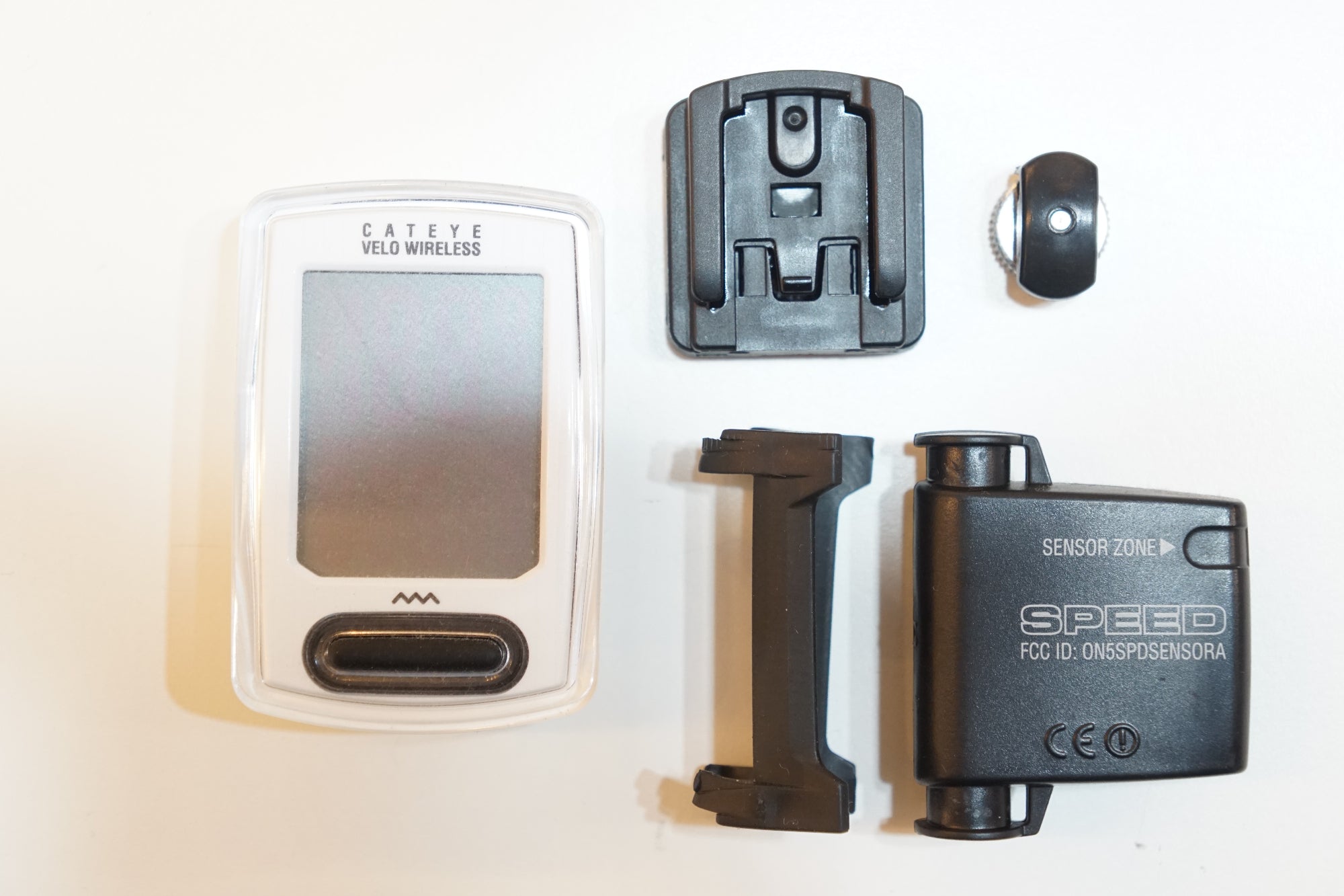 CATYEY 「キャットアイ」 VELO WIRELESS サイクルコンピューター / バイチャリ浦和ベース