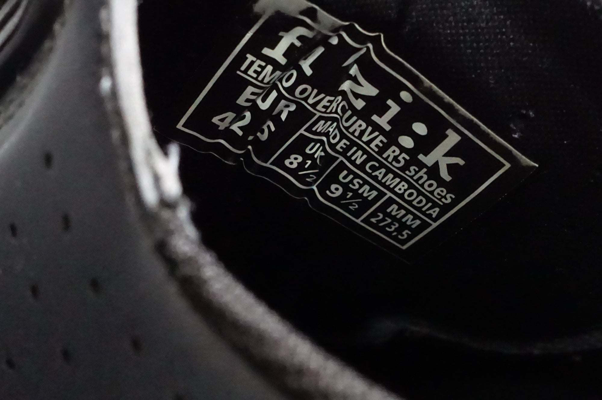FIZIK 「フィジーク」 TEMPO OVERCURVE R5 42.5 シューズ / 熊谷本店