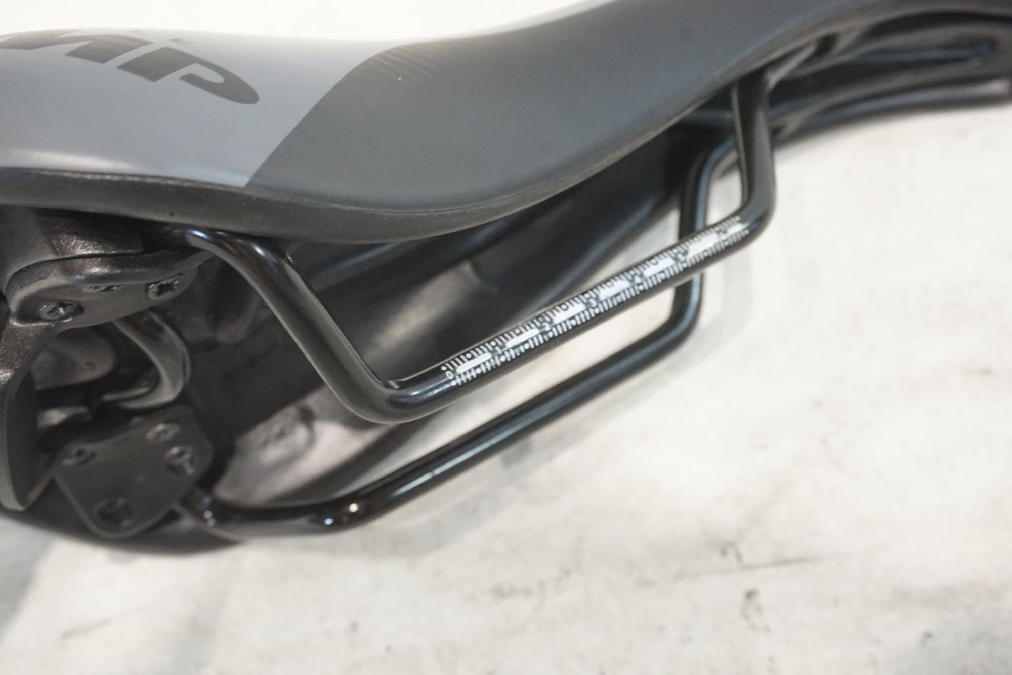 SELLE SMP 「セラエスエムピー」 EXTRA スチールレール サドル / 横浜戸塚店