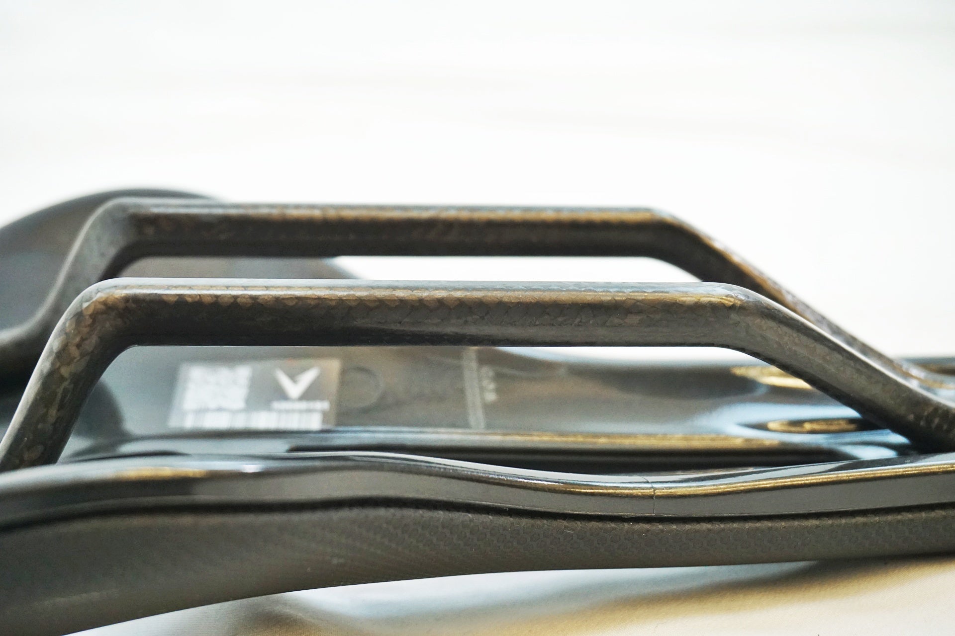 VELOMANN 「ヴェロマーン」 MITORA139 サドル / 有明ガーデン店