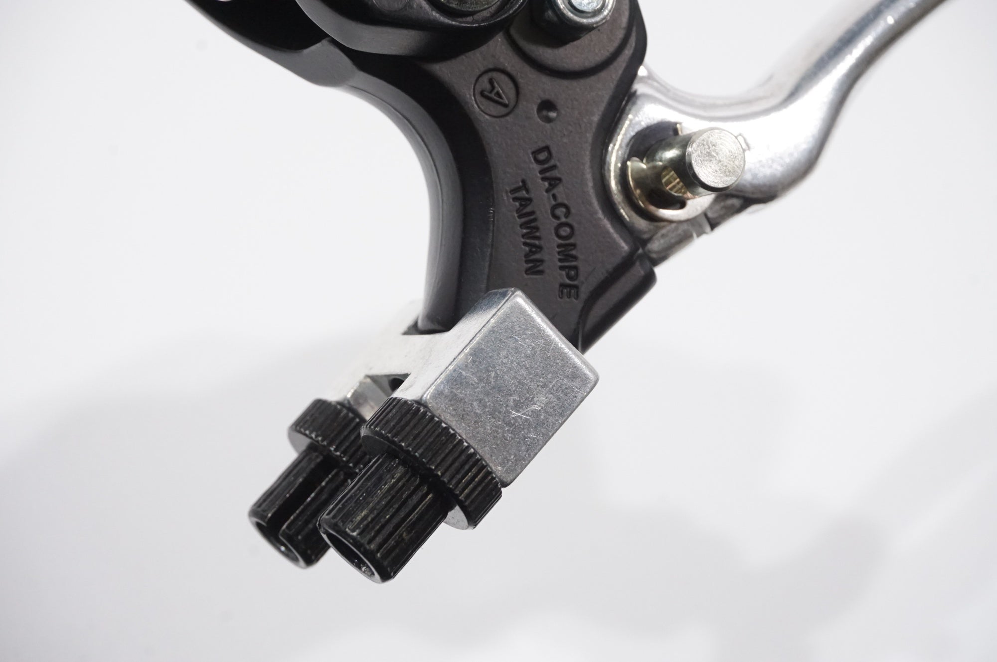 DIA COMPE 「ダイアコンペ」 TECH-77W Wケーブルプルブレーキレバー / AKIBA店