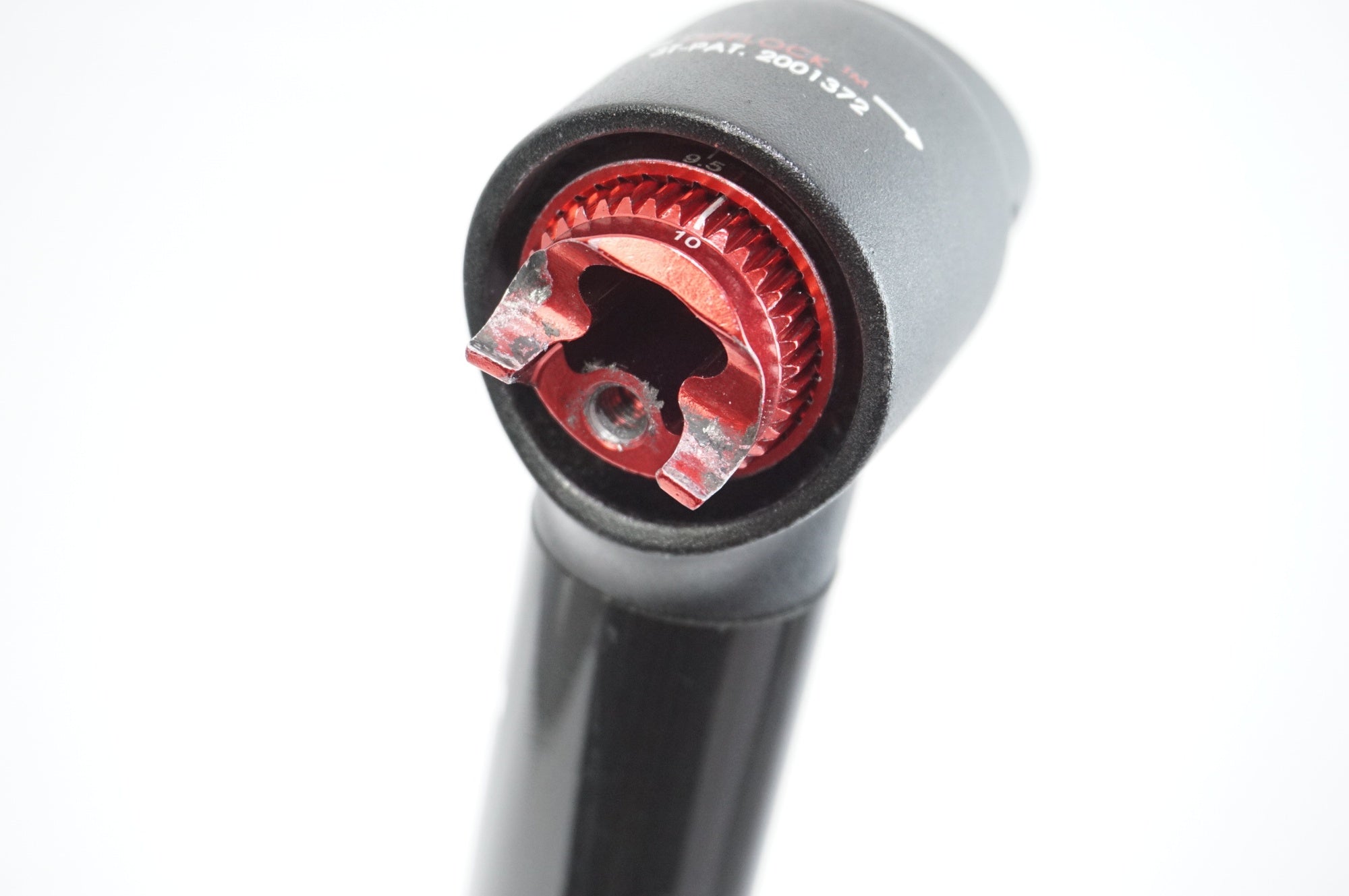 ジャンク 3T 「スリーティー」 IONIC 0 TEAM φ27.2 350mm シートポスト / 中目黒店