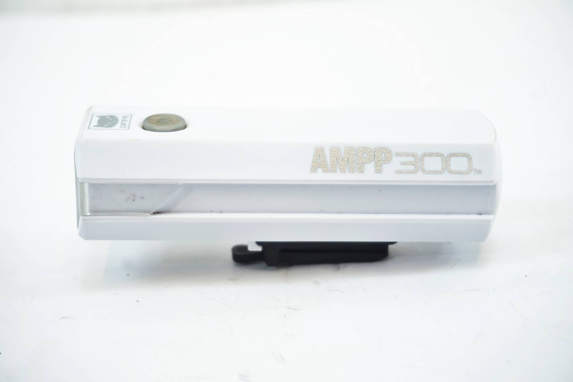 CATEYE 「キャットアイ」 AMPP300 フロントライト / 有明ガーデン店