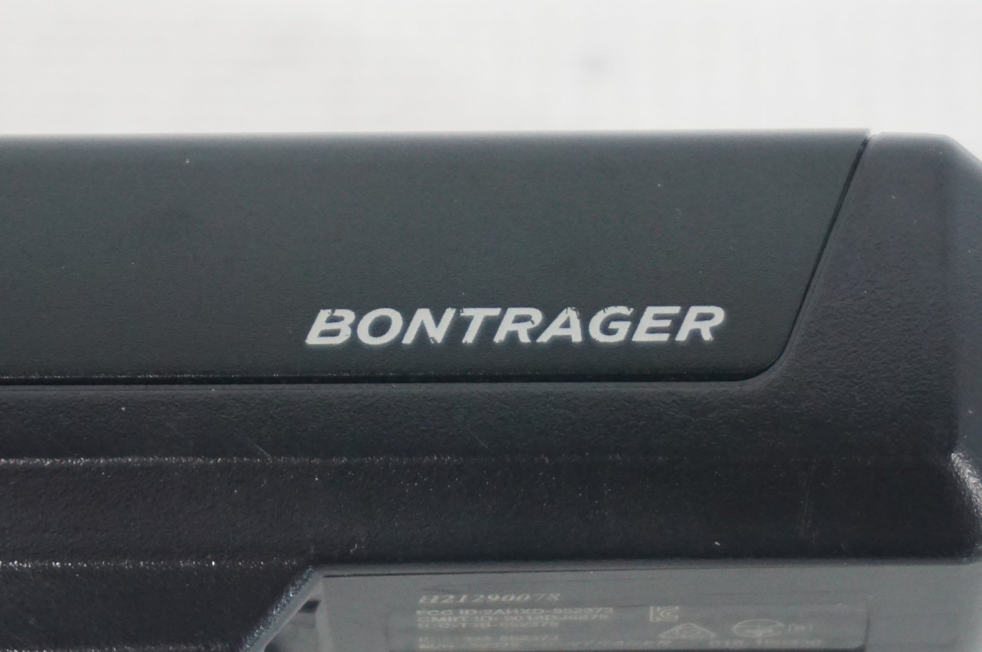 BONTRAGER 「ボントレガー」 ION PRO RT 1300 フロントライト / 阪急塚口店