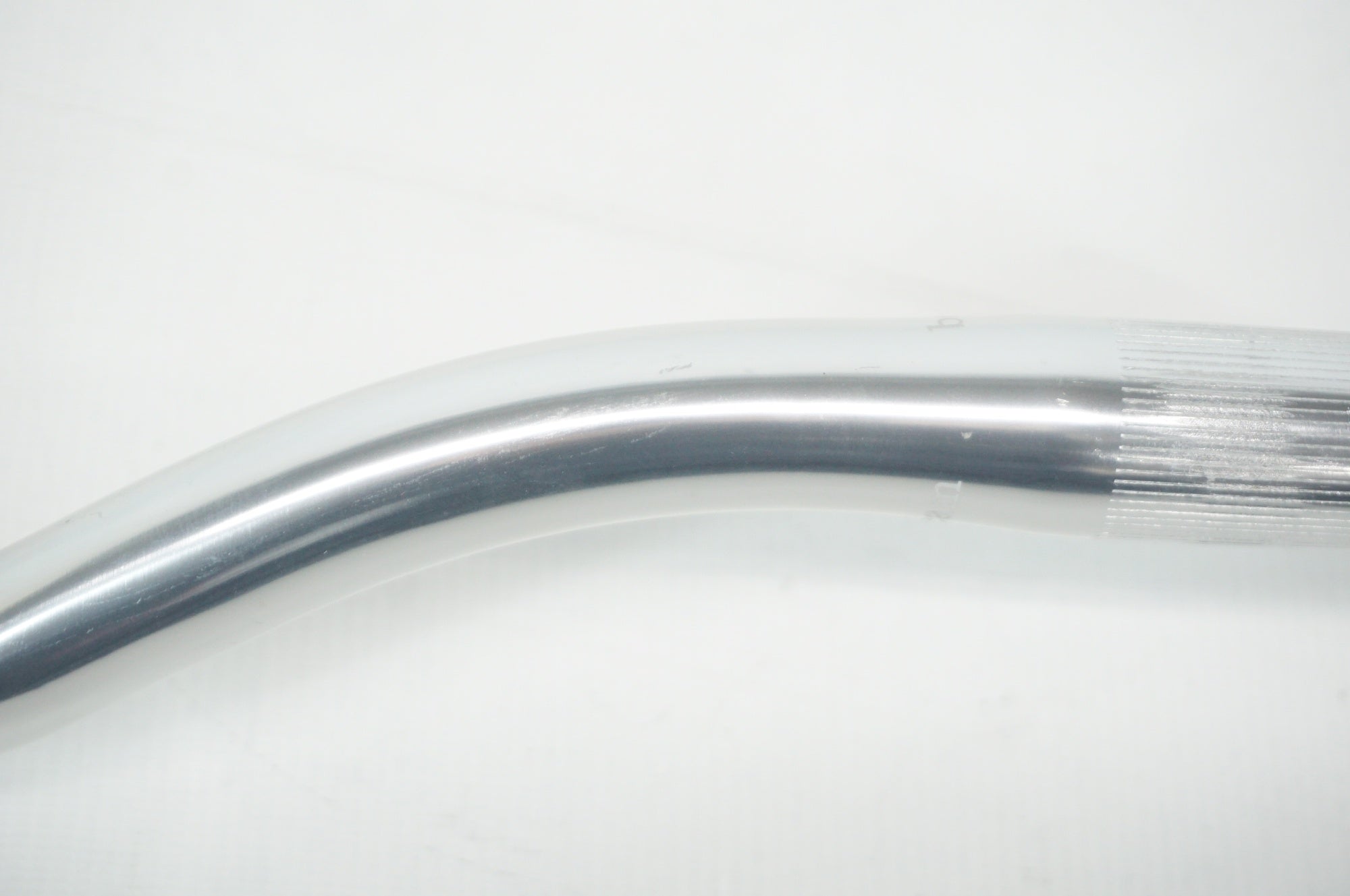 BEAM 「ビーム」 Φ25.4 560mm ハンドル / 阪急塚口店