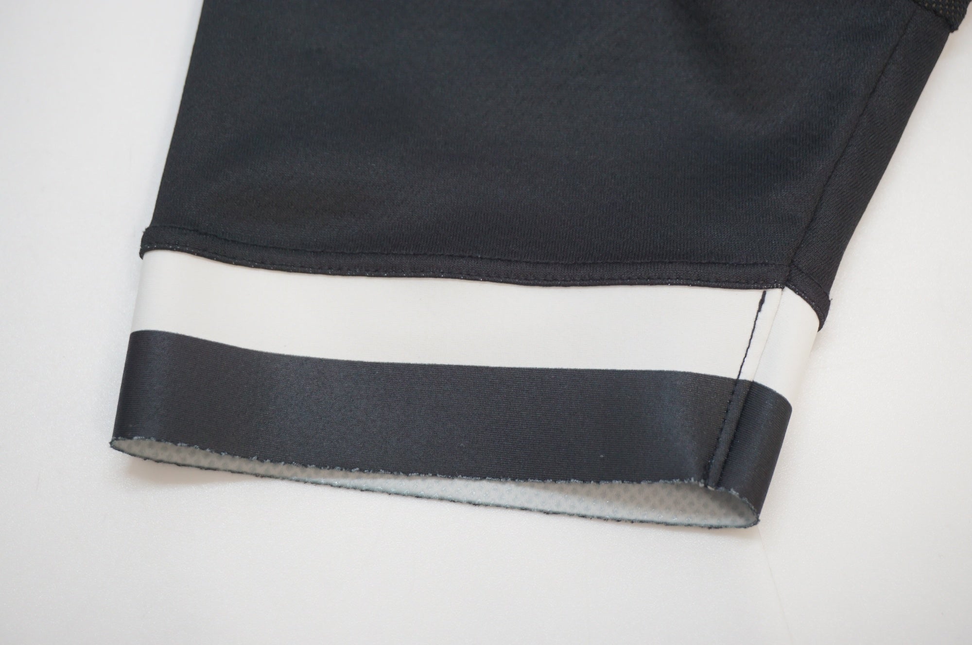 FOCUS 「フォーカス」 サイズS ジャージ / 福岡アイランドシティ店