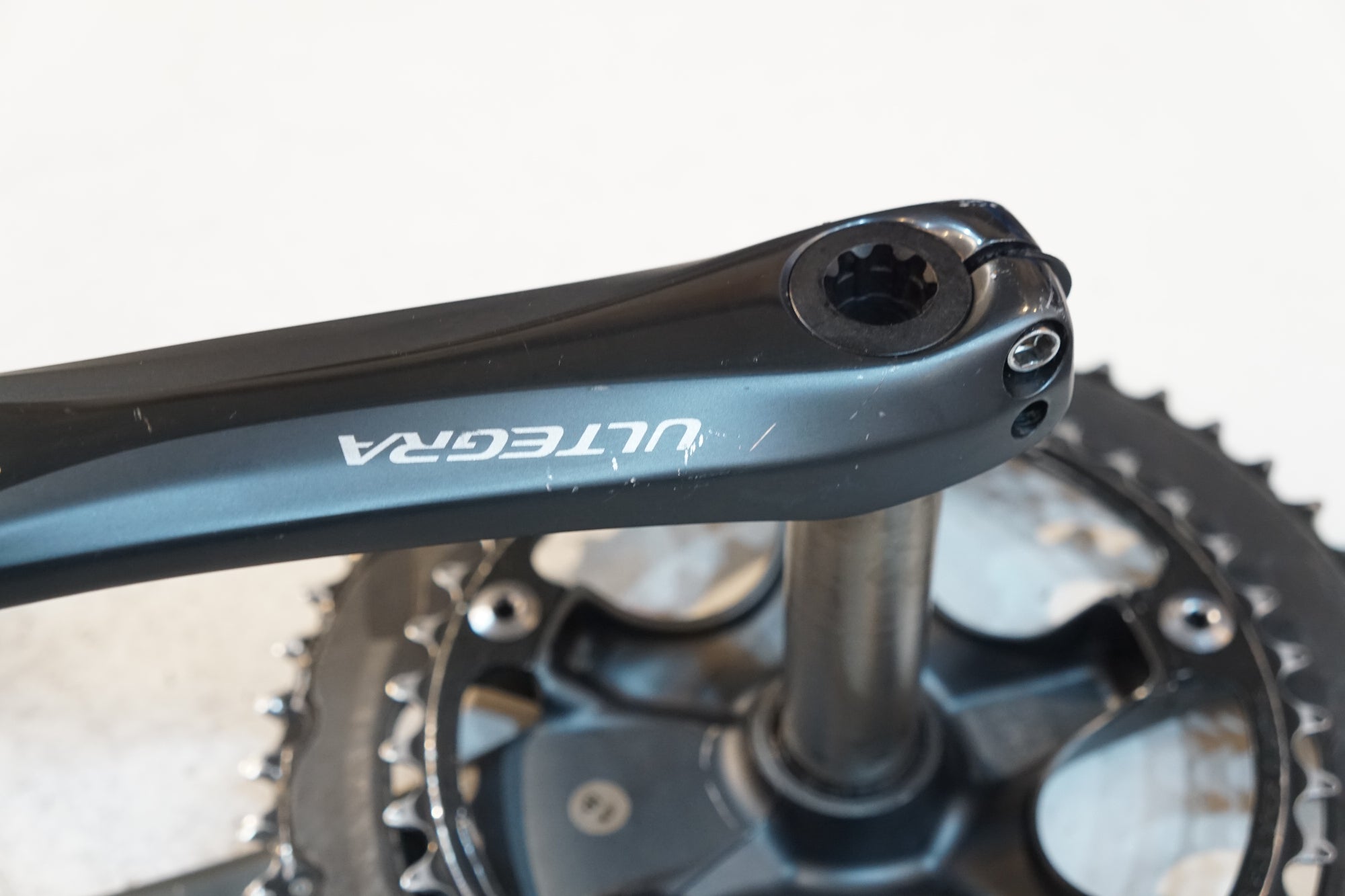 SHIMANO 「シマノ」 ULTEGRA FC-6700 172.5mm 52-39T クランクセット