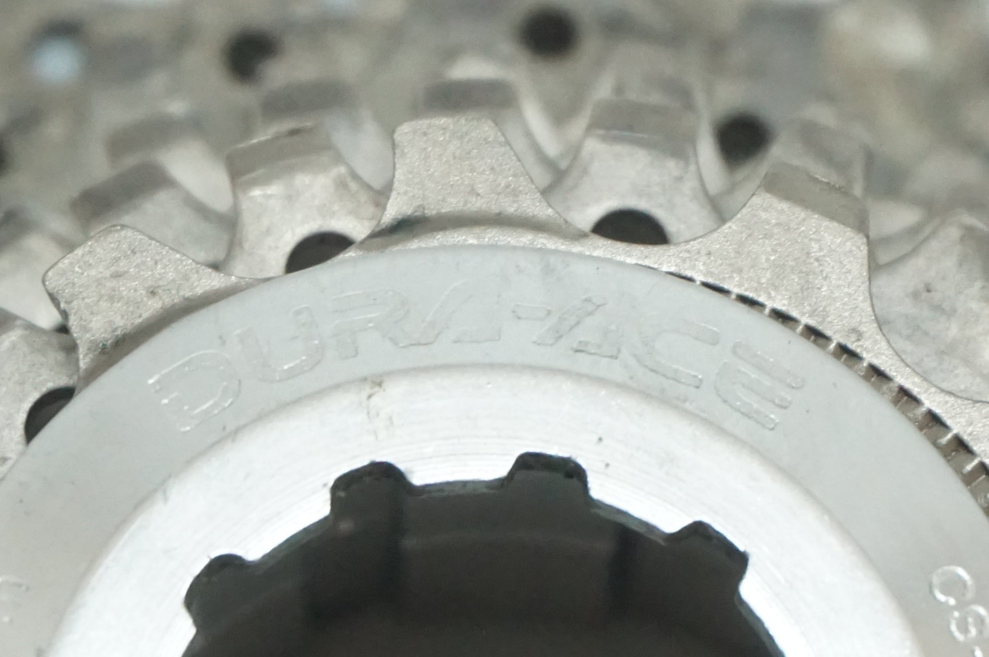SHIMANO 「シマノ」 DURA-ACE CS-7700 12-23T スプロケット / 福岡店