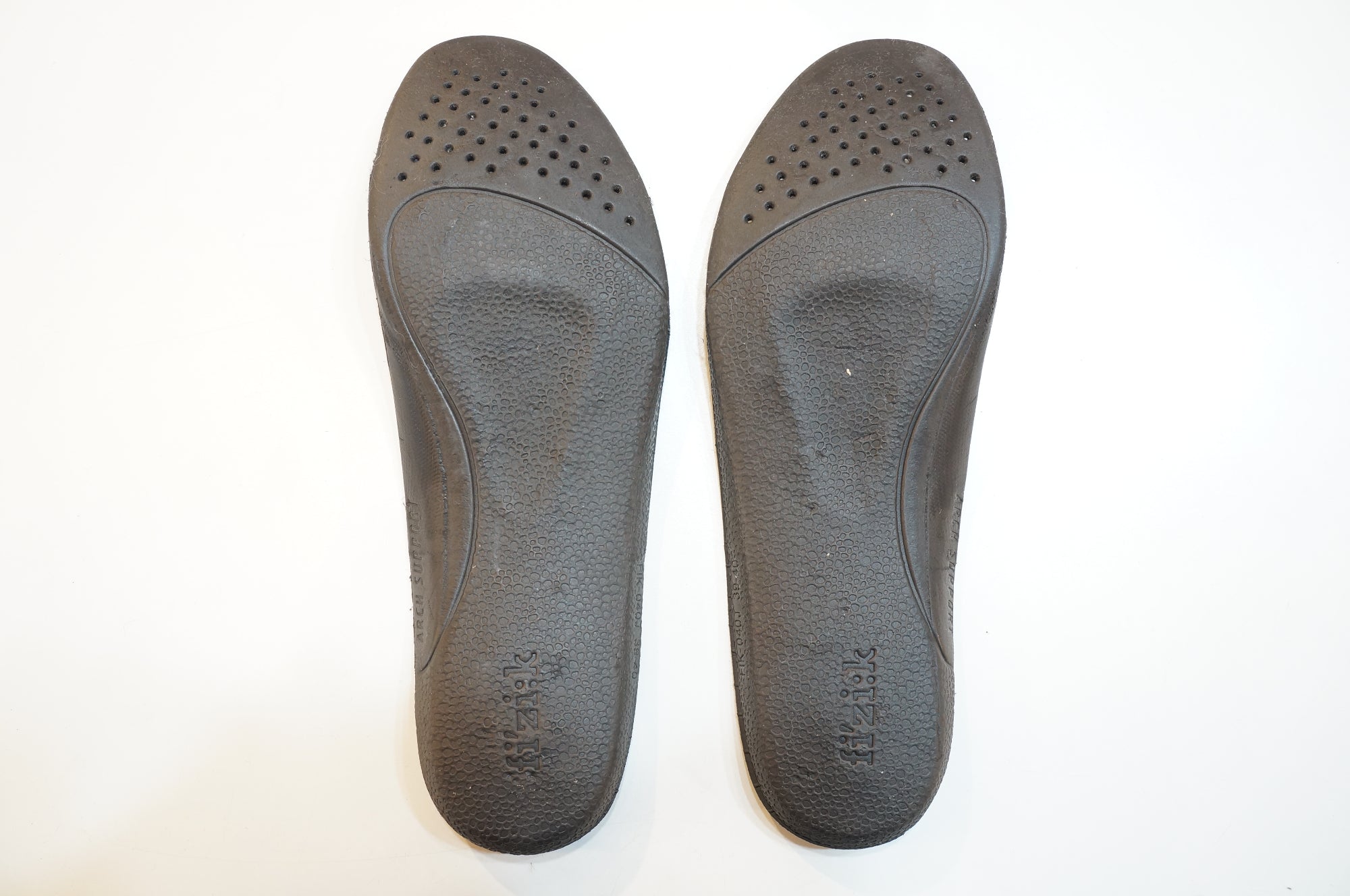 FIZIK 「フィジーク」 VENTO OMNA 25.7mm シューズ / バイチャリ浦和ベース