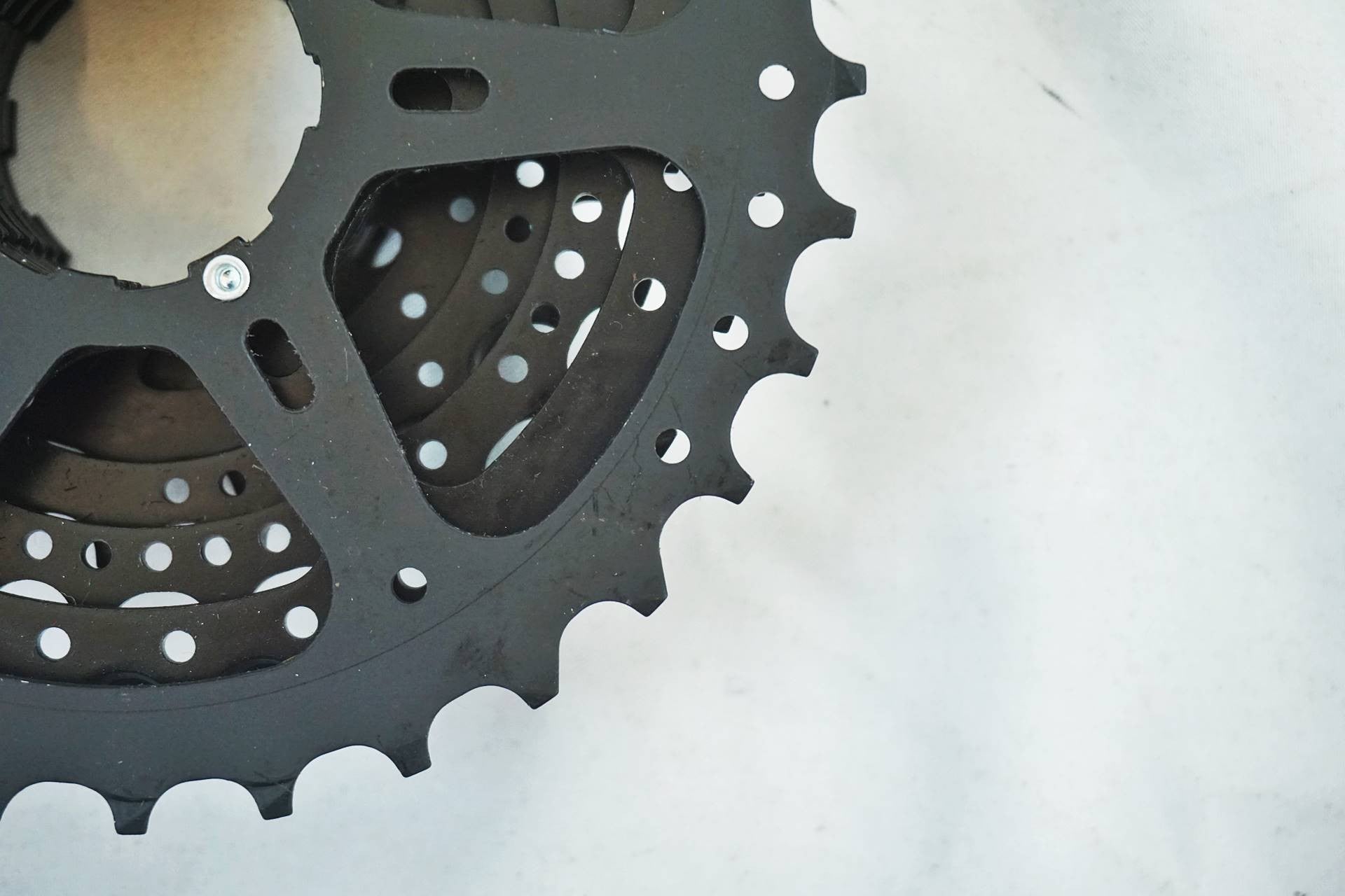 SHIMANO 「シマノ」 CS-HG31 11-32T スプロケット / 有明ガーデン店