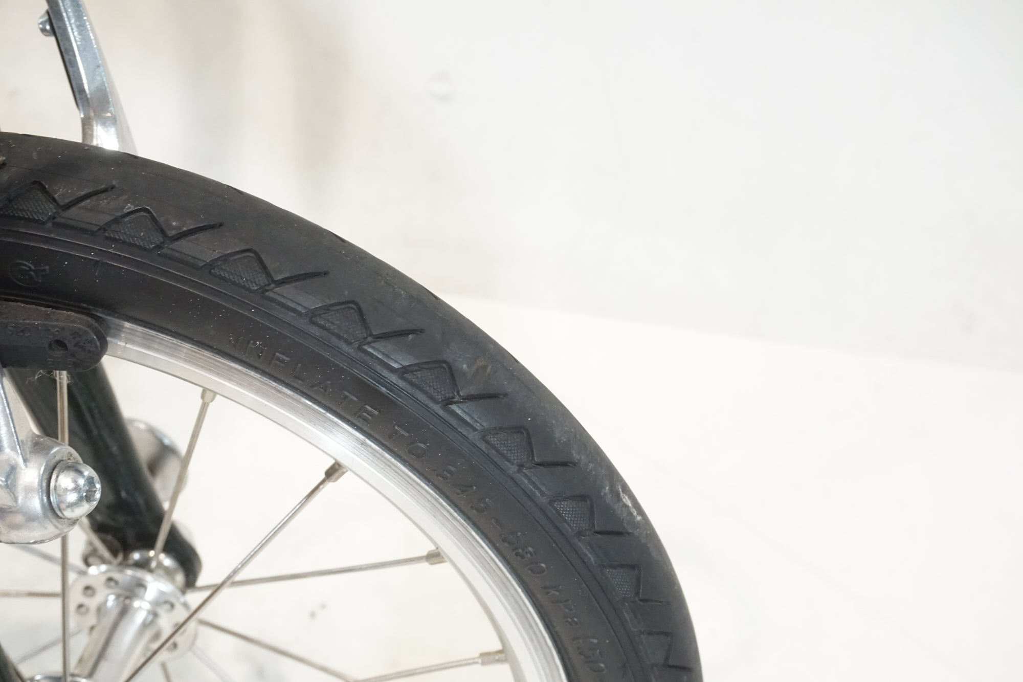 DAHON 「ダホン」 DOVE PLUS 2024年モデル 14インチ 折り畳み自転車 / 横浜戸塚店
