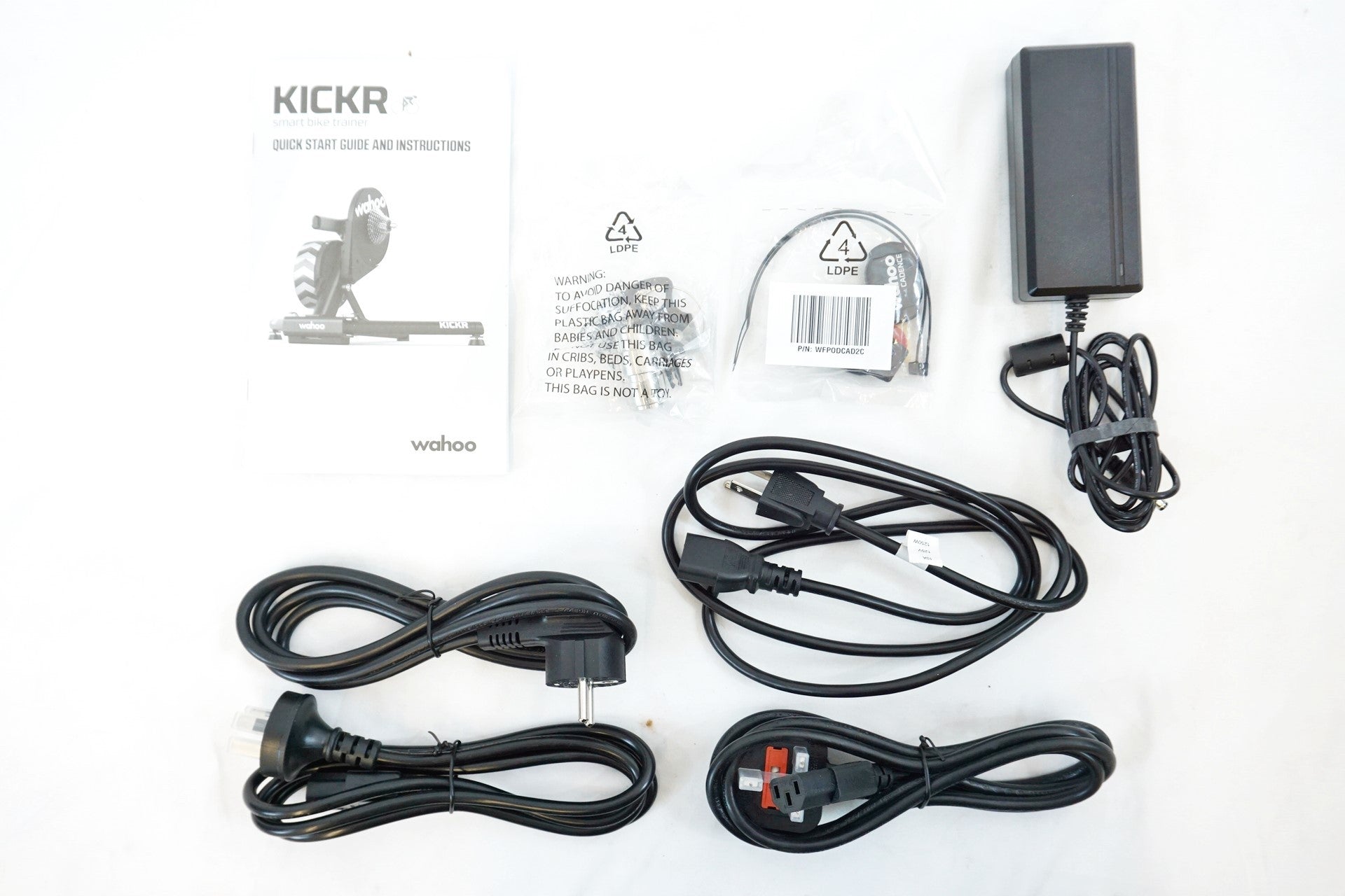 WAHOO 「ワフー」 KICKR SMART BIKE TRAINER WF113 サイクルトレーナー  / 有明ガーデン店