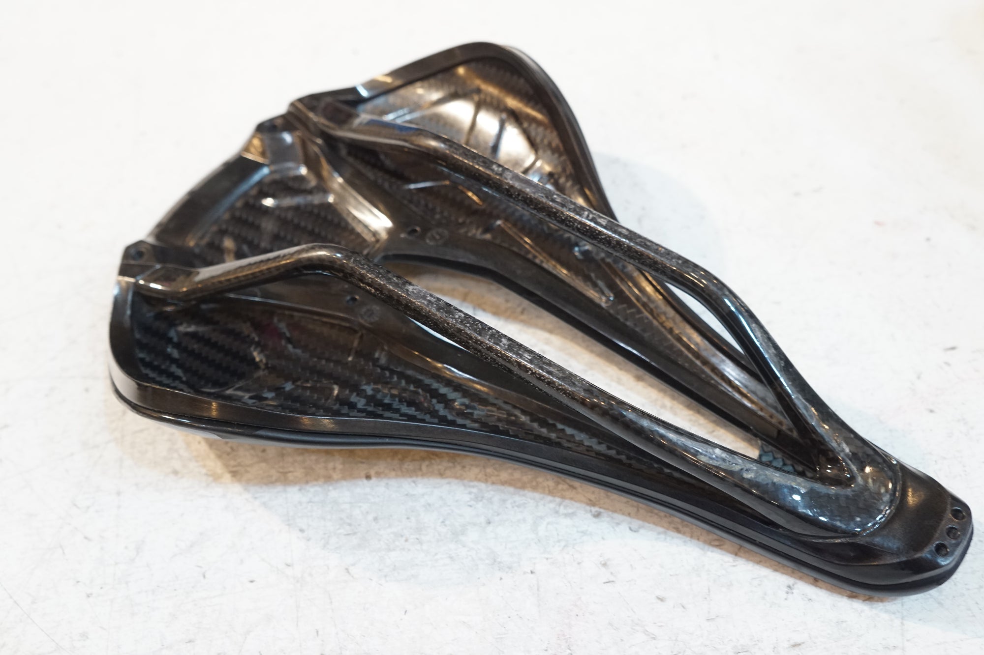 SPECIALIZED スペシャライズド S-WORKS POWER サドル 新型サドル【S-Works Power Evo Mirror】試してみました