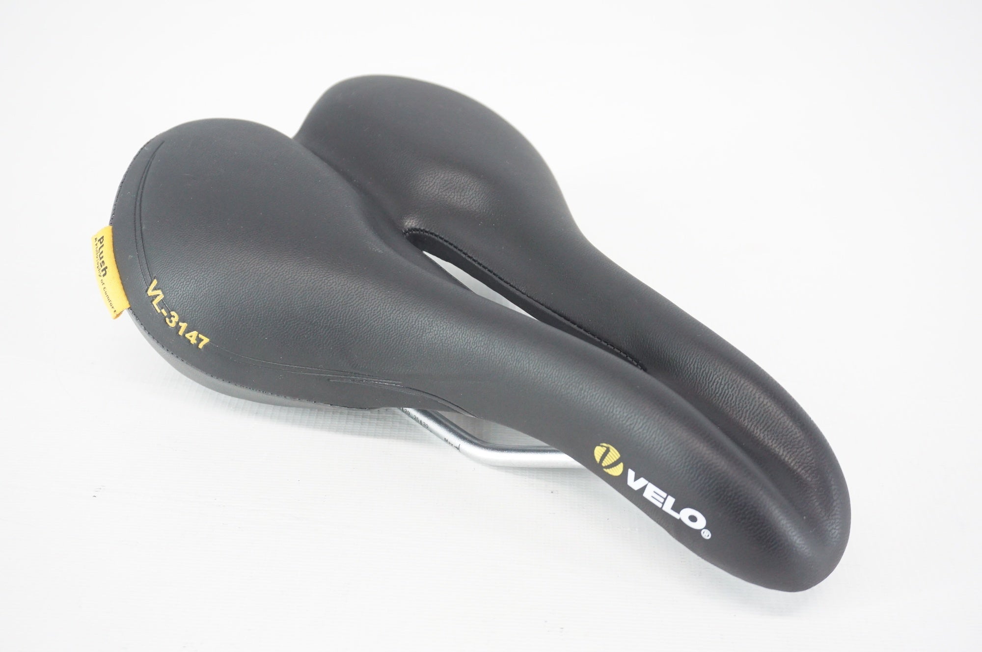 VELO 「ベロ」 サドル / 阪急塚口店