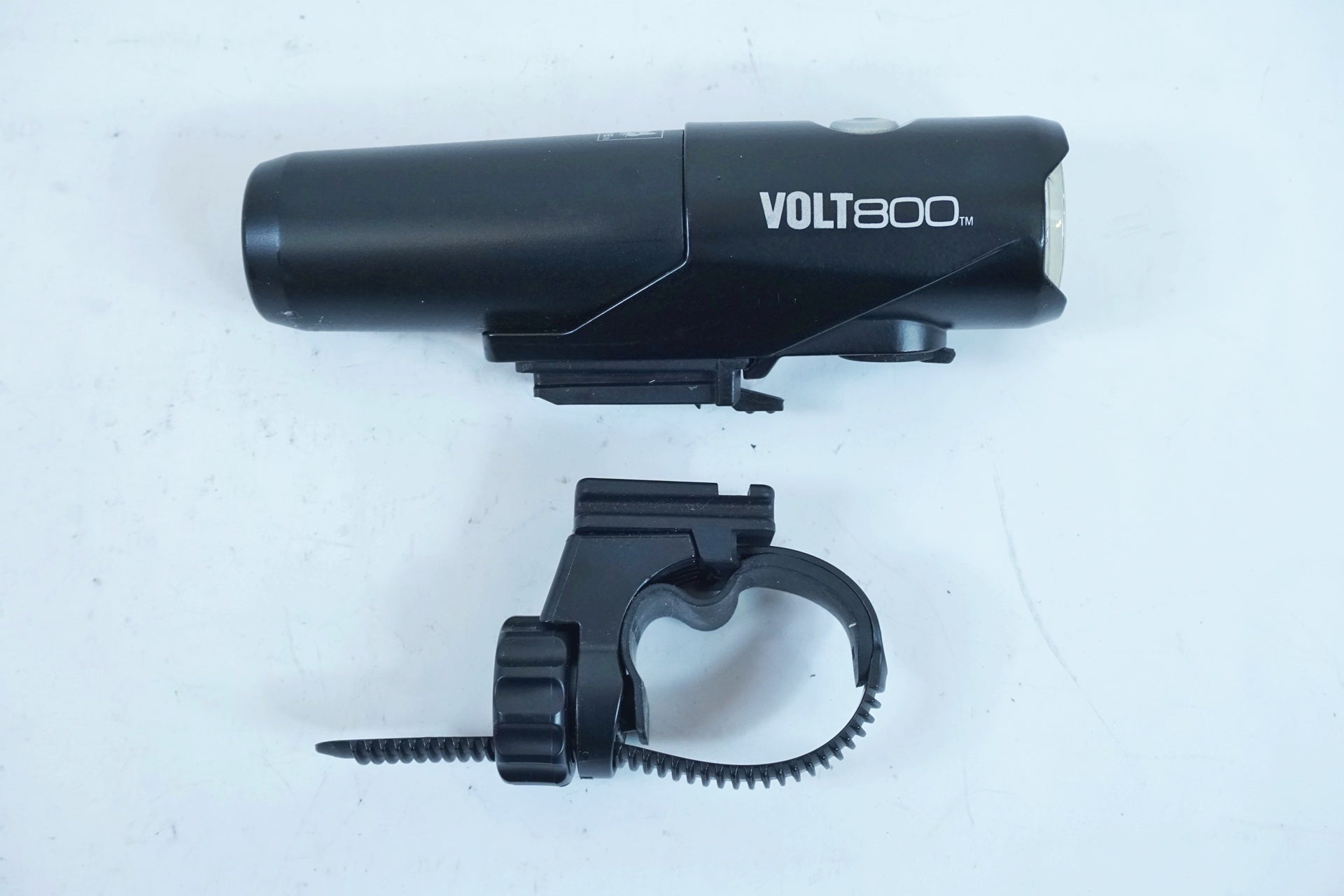 CATEYE 「キャットアイ」 VOLT800 フロントライト / 有明ガーデン店