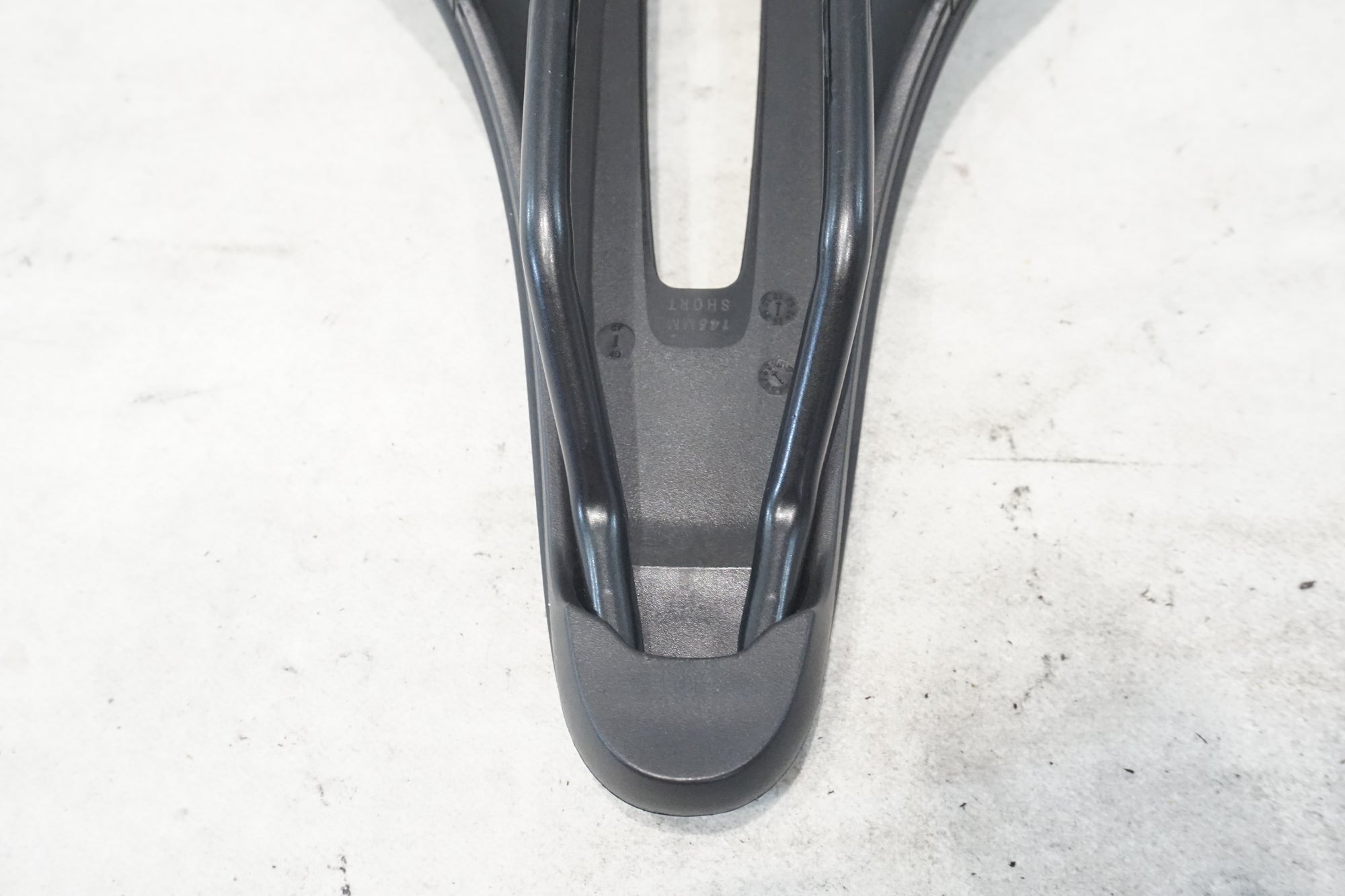 BONTRAGER 「ボントレガー」 VERSE ELITE ステンレスレール サドル / 横浜戸塚店