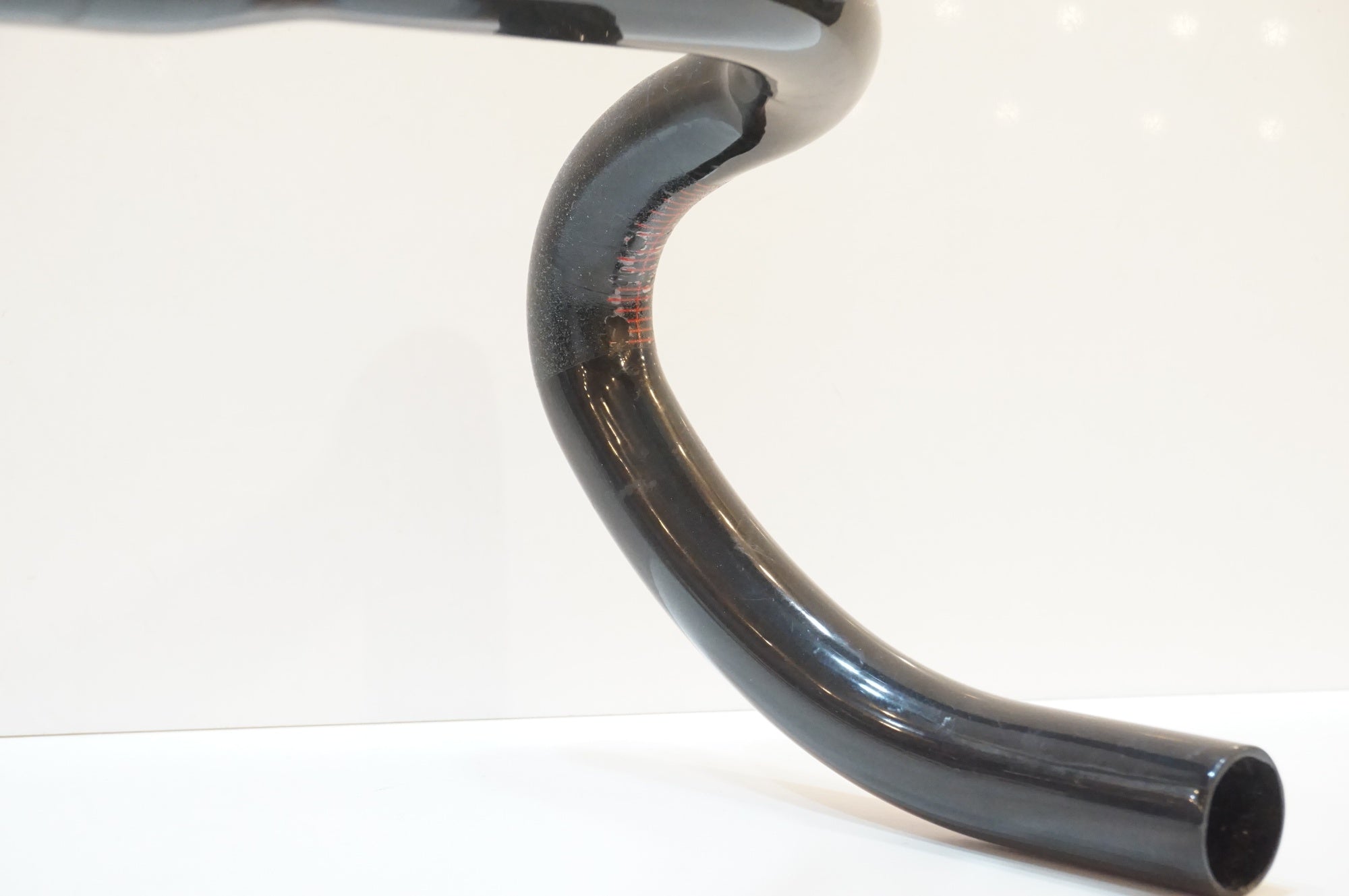 3T 「スリーティー」 ERGOSLIM TEAM 420mm φ31.8 ハンドル / 浦和ベース