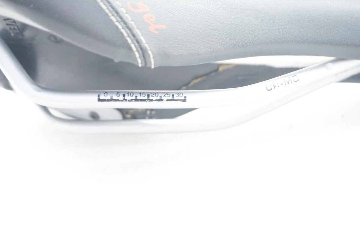 VELO 「ベロ」 GEL サドル / 大阪門真店