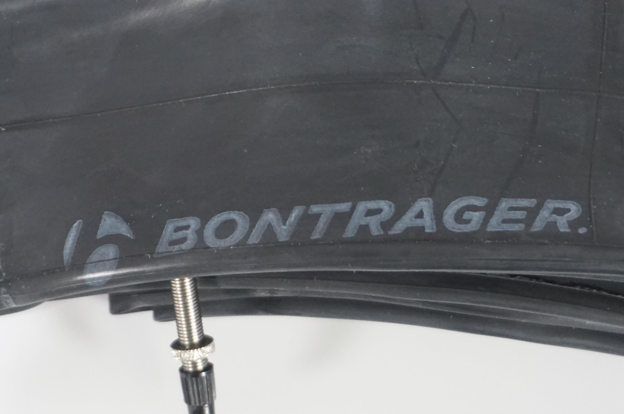 BONTRAGER 「ボントレガー」 FAT BIKE TUBE 29×2.5-3.0 チューブ