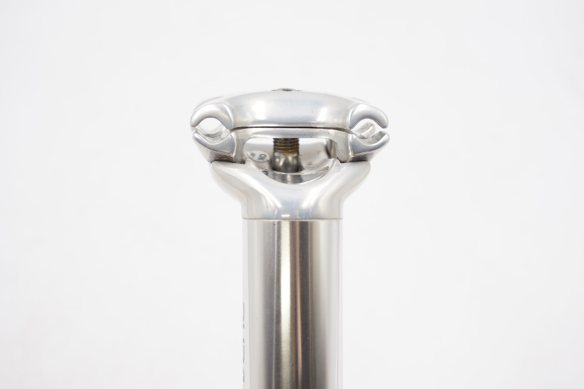 SHIMANO 「シマノ」 DURA-ACE EASTON SP-7410 Φ27.2 270mm シートポスト / 奈良店