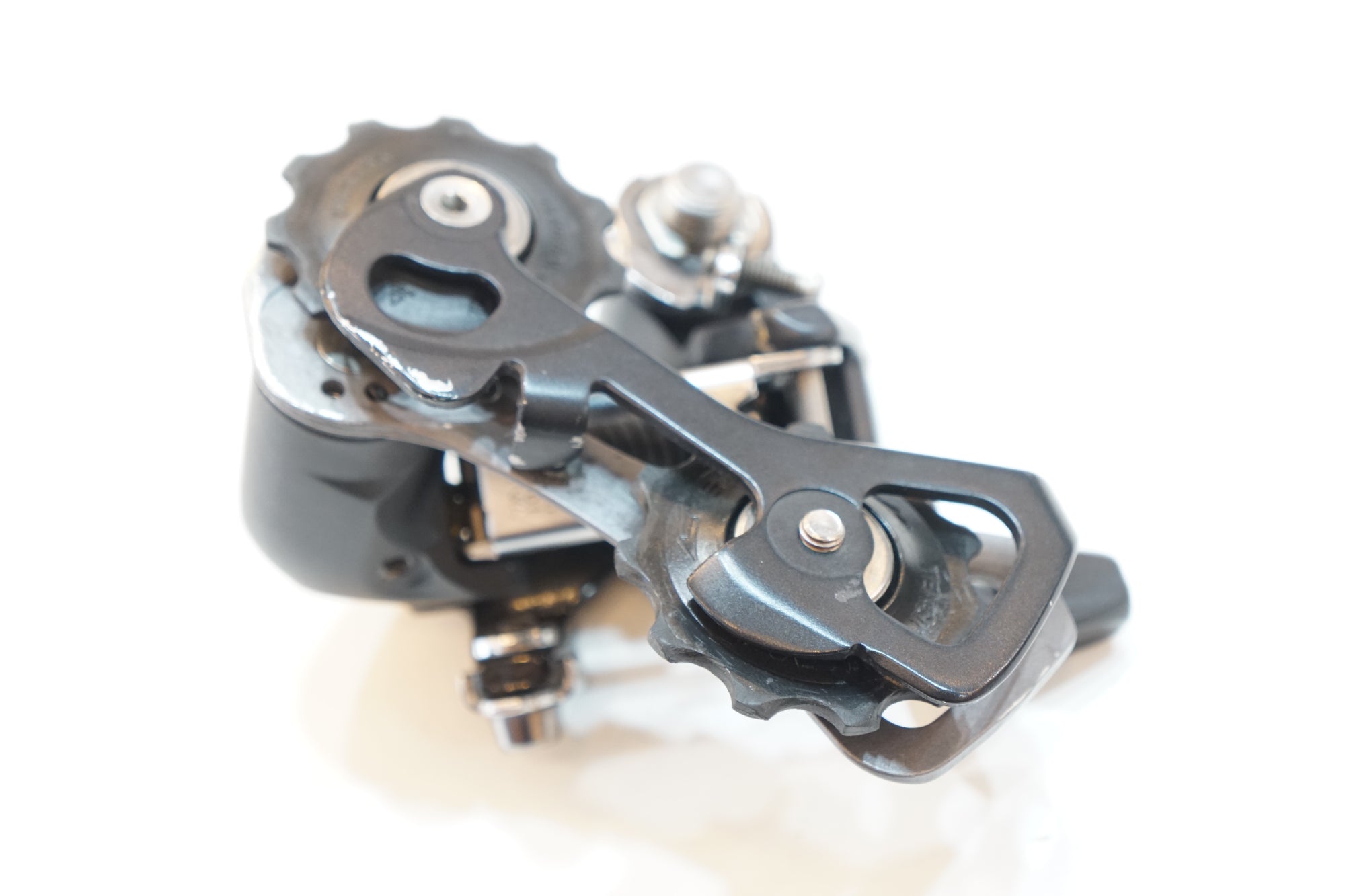 SHIMANO（シマノ）RD-5701 GS リアディレイラー・ロング105 Amazon.com : SHIMANO RD-5701 Road Bike Derailleurs Black