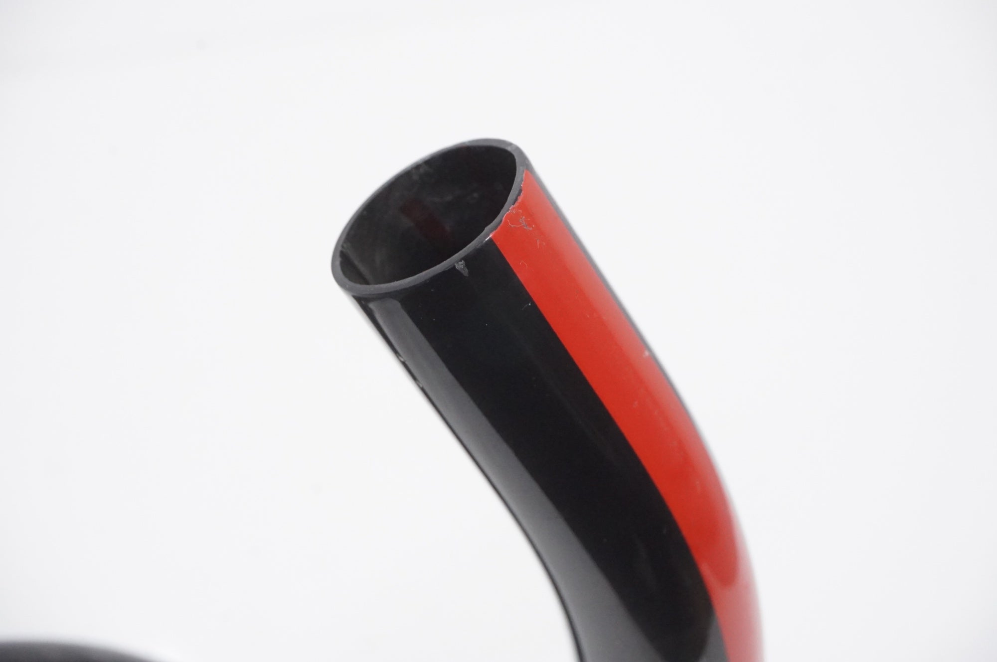 3T 「スリーティー」 ERGONOVA TEAM φ31.8 420mm カーボンハンドル / AKIBA店