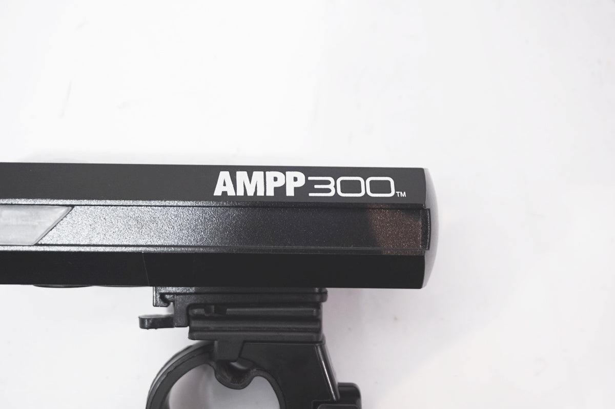 CATEYE 「キャットアイ」 AMPP300 フロントライト / バイチャリ世田谷店