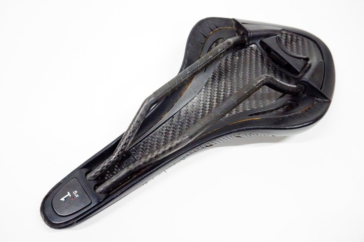 FIZIK 「フィジーク」 ARIONE R1 サドル / 名古屋大須店