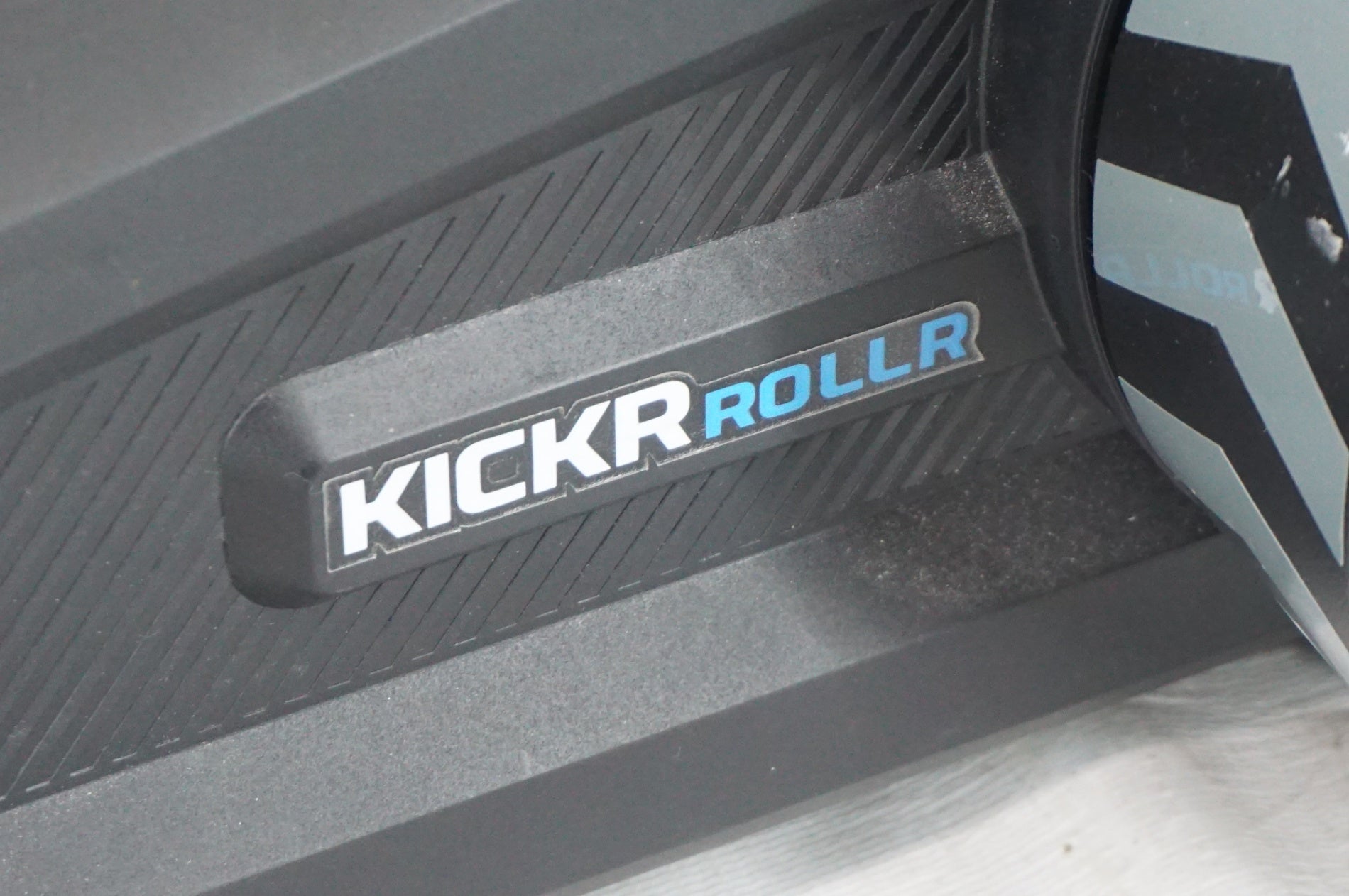 WAHOO 「ワフー」 KICKR ROLLR 1F6F スマートトレーナー / 阪急塚口店