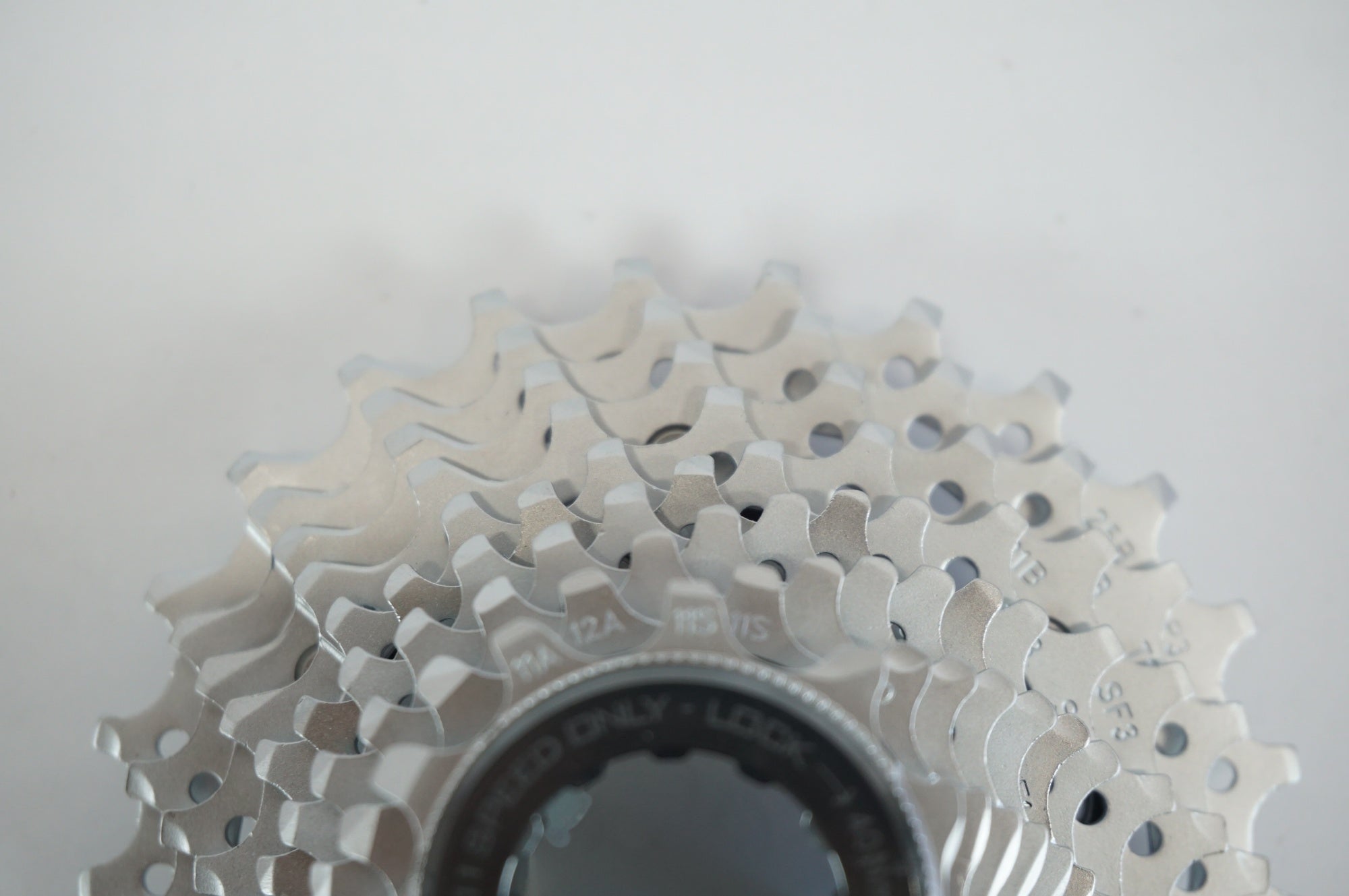 CAMPAGNOLO 「カンパニョーロ」 CHORUS CS9-CH115 11-25T スプロケット