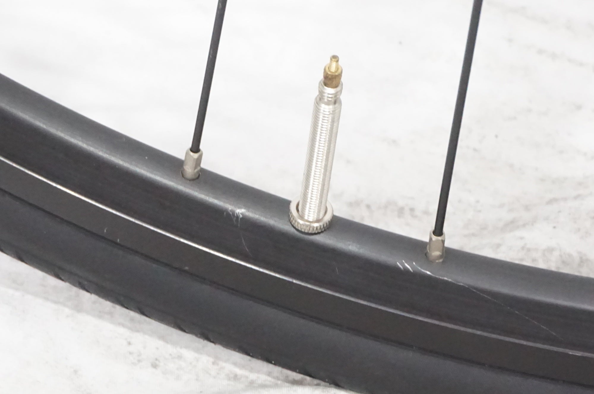 LOUIS GARNEAU 「ルイガノ」 SETTER 9.0 DISC 2024年モデル クロスバイク / AKIBA店