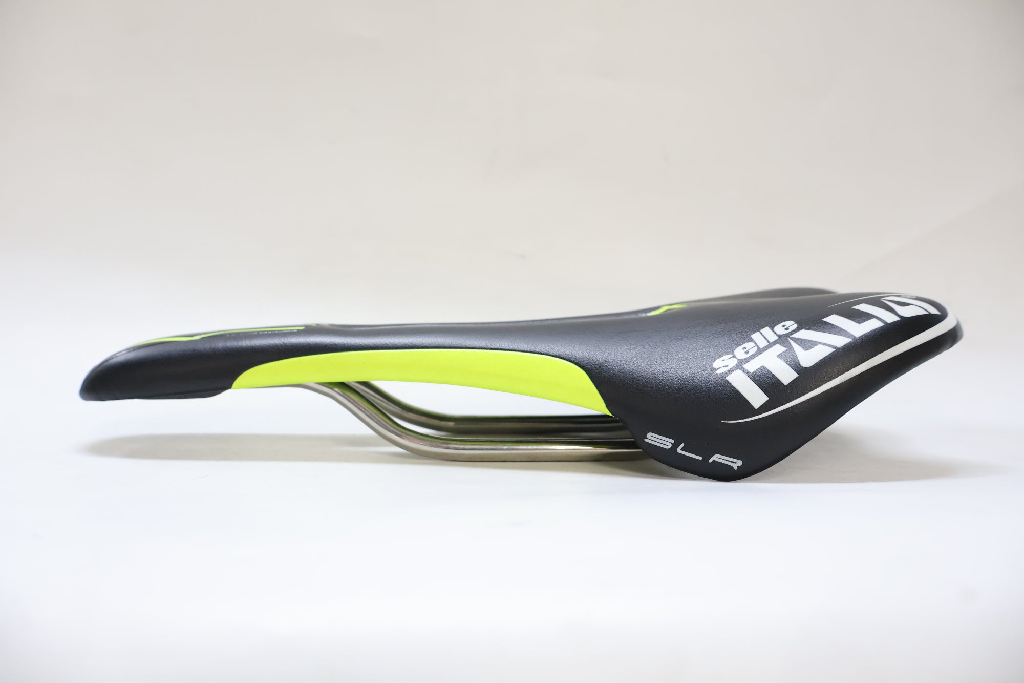SELLE ITALIA 「セラ イタリア」 SLR TEAM EDITION チタンレール