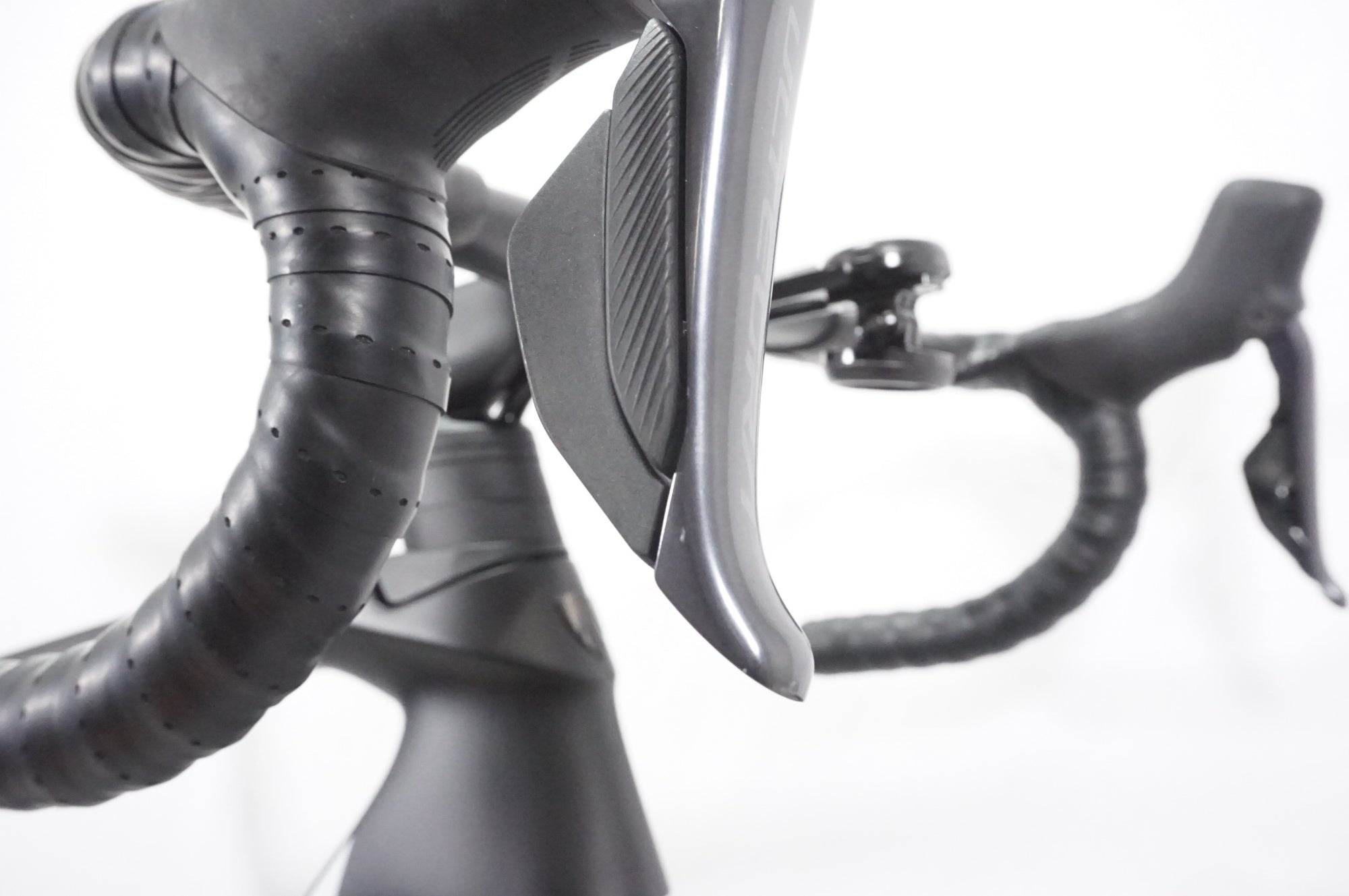 TREK 「トレック」 EMONDA SL7 2024年モデル ロードバイク / AKIBA店