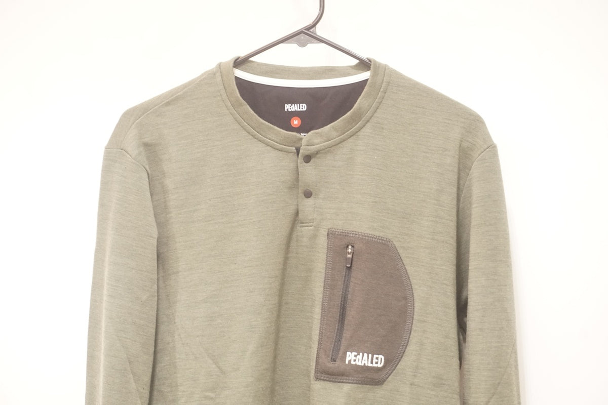 PEDALED「ペダレッド」 緑 Mサイズ 長袖/ 京都西院店