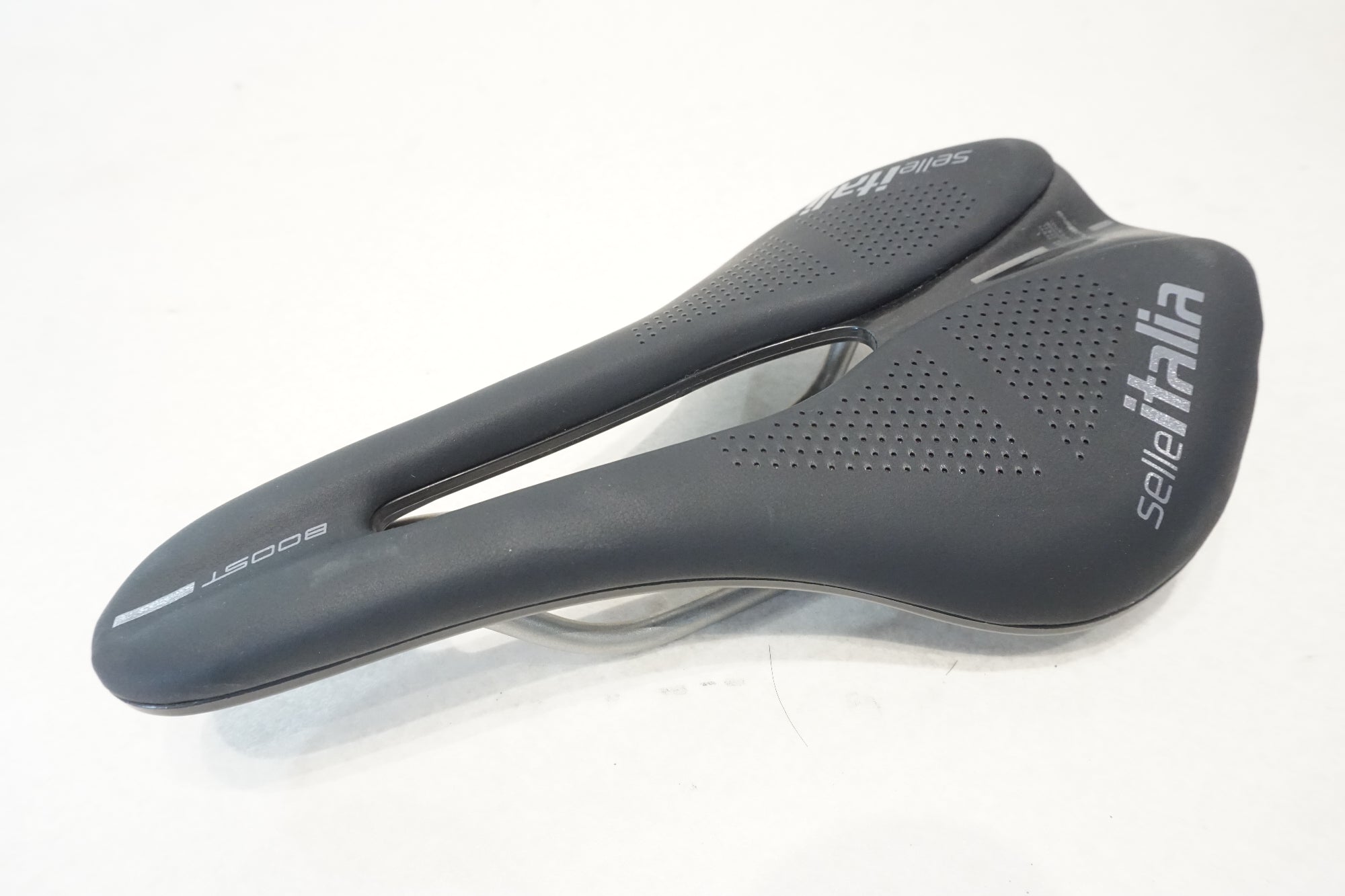 SELLE ITALIA 「セライタリア」 SLR BOOST チタンレール サドル / 横浜戸塚店