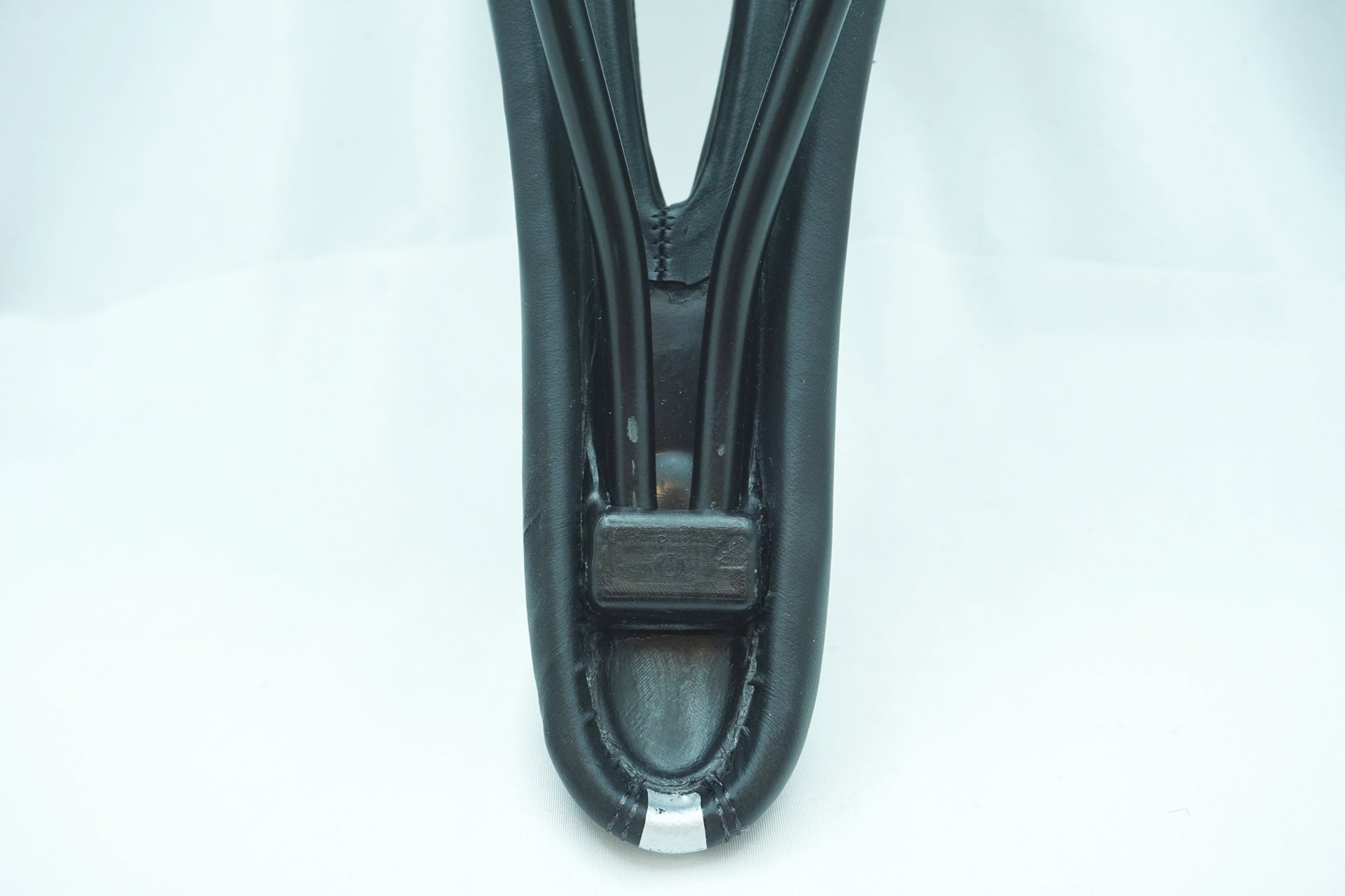 SELLE ITALIA 「セライタリア」 SPORT GEL FLOW サドル / 有明ガーデン店
