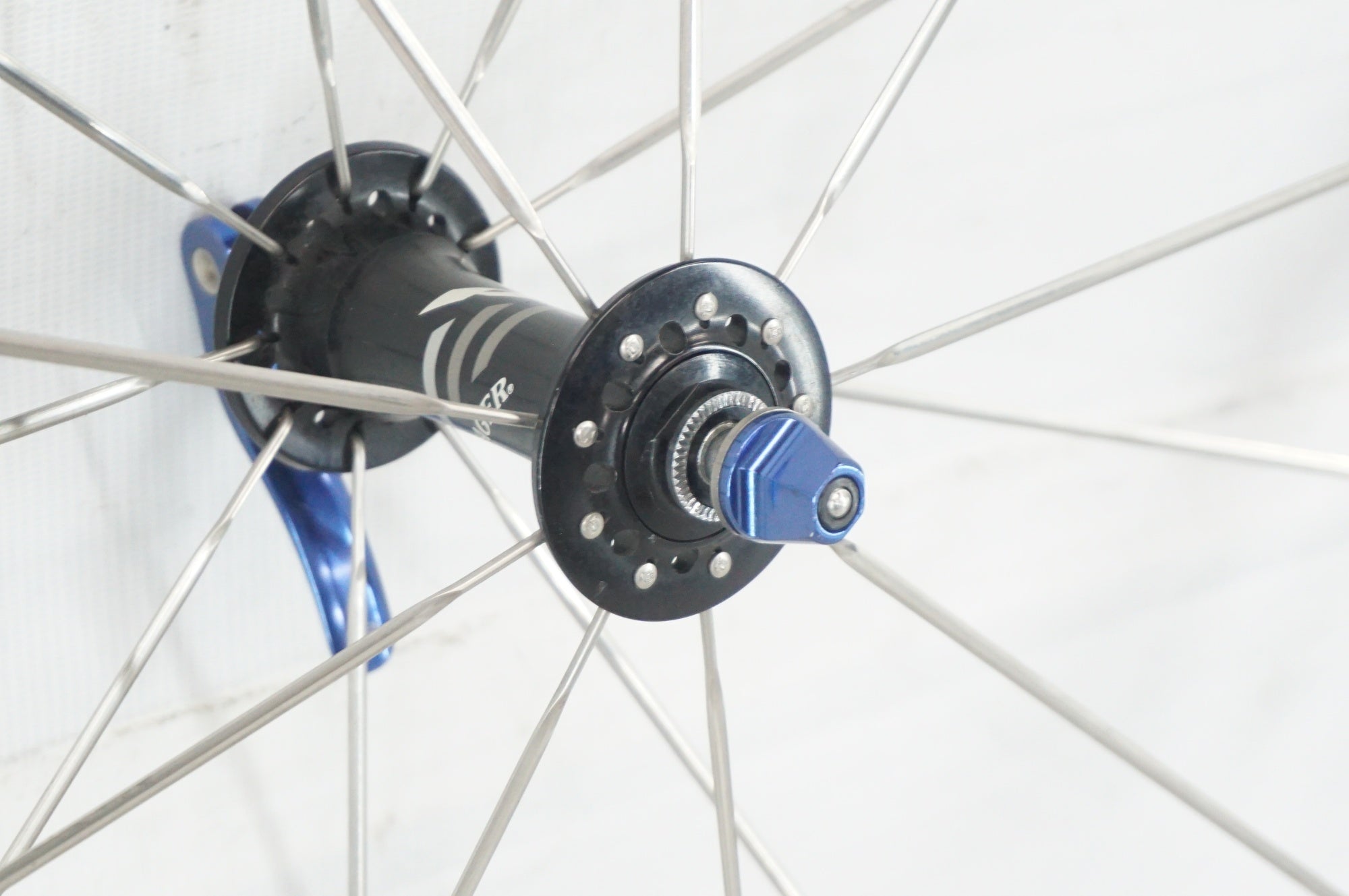 BONTRAGER 「ボントレガー」 RL フロントホイール / 阪急塚口店