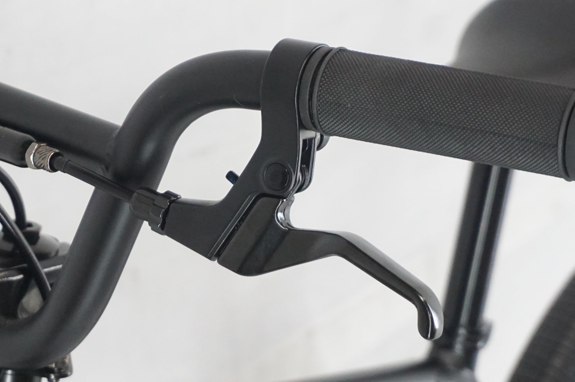 ARESBIKES 「アレスバイクス」 STN 2022年モデル キッズバイク / 阪急塚口店