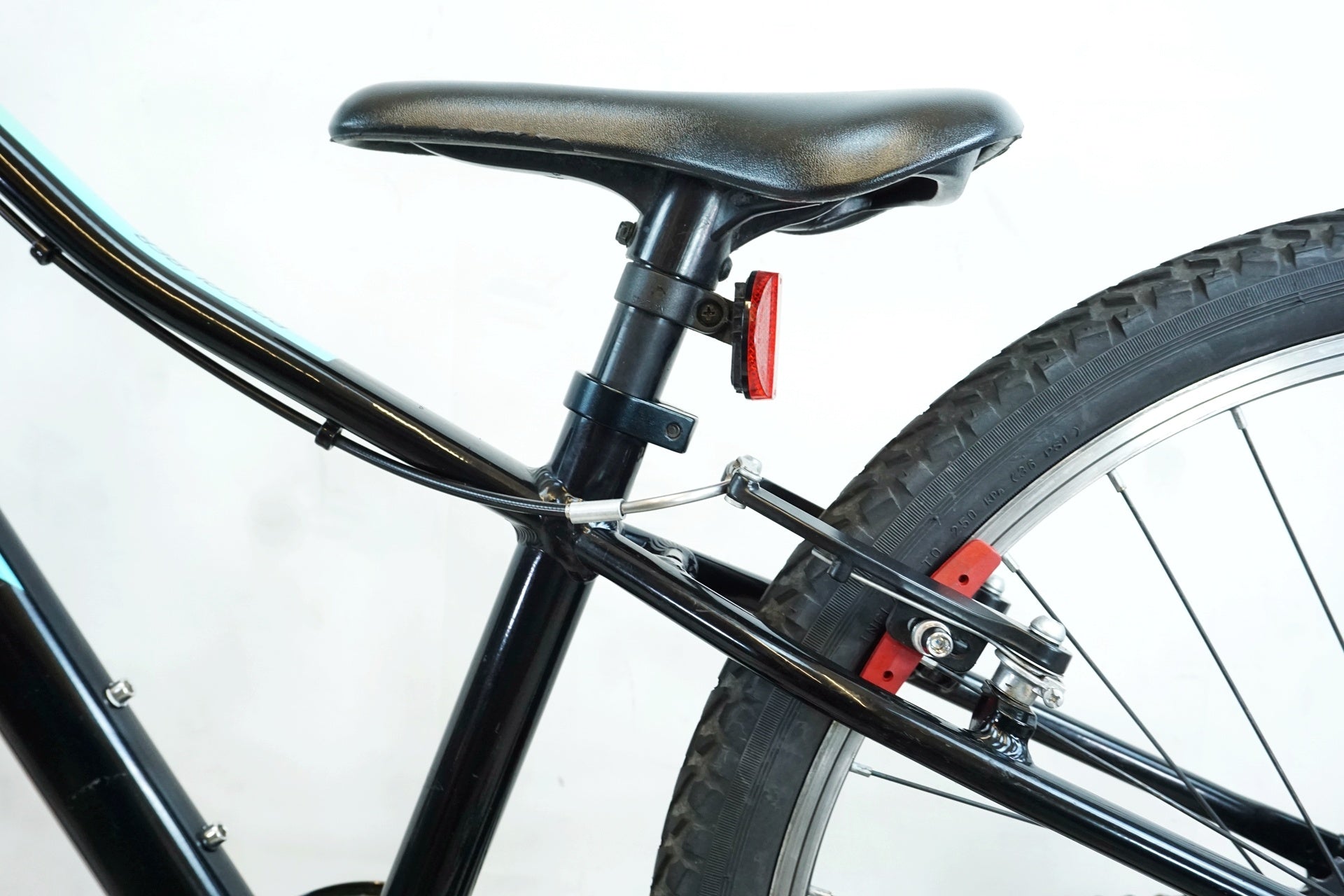 TREK 「トレック」 PRECALIBER 24 2023年モデル キッズバイク / 有明